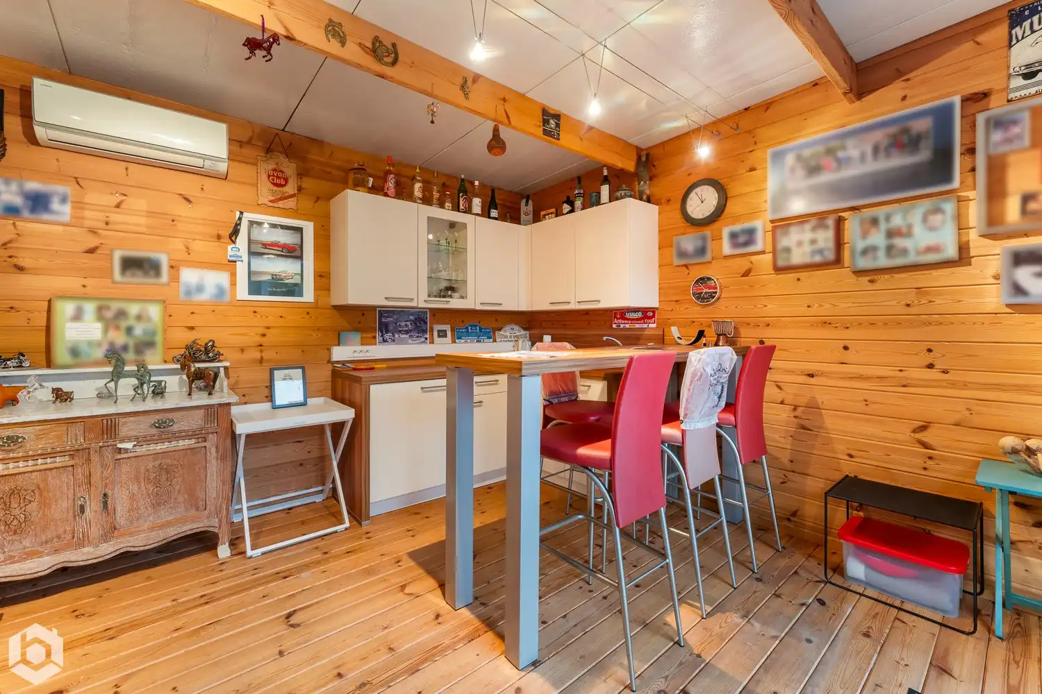 Exclusief gelijkvloers appartement met 2slpkrs, prachtige tuin en zwembad foto 23