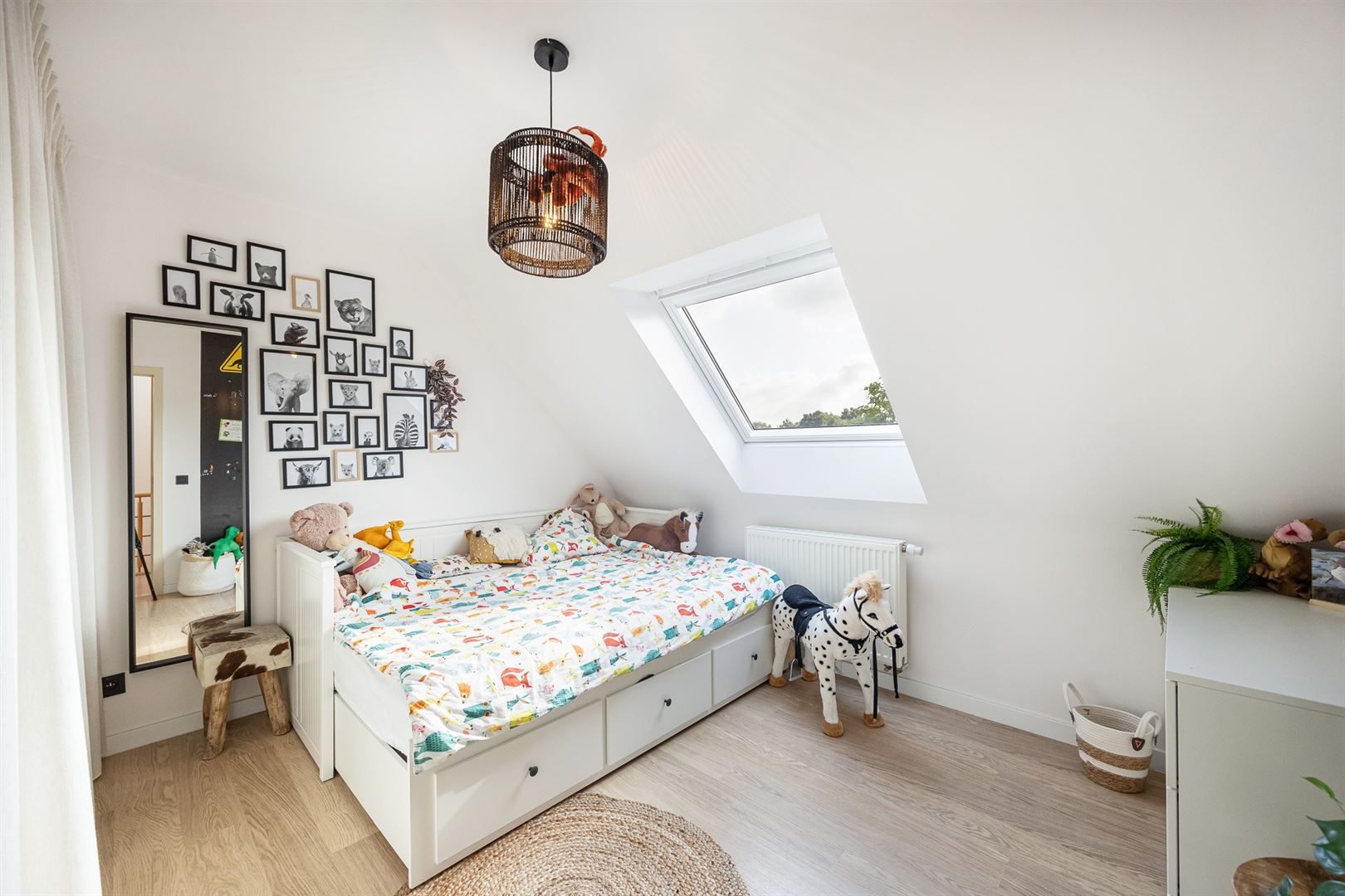 Instapklare woning met tuin en garage! foto 16