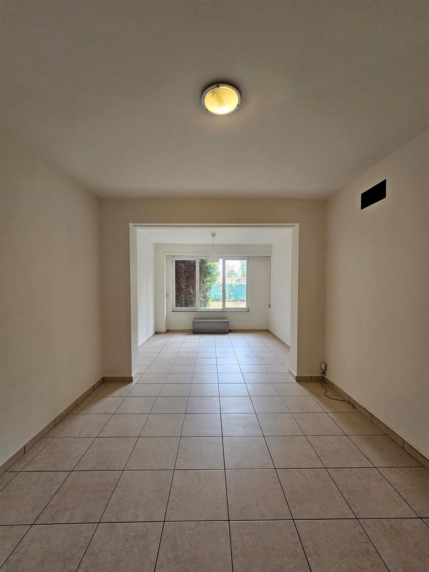 Gelijkvloersappartement met grote tuin op Linkeroever foto 8