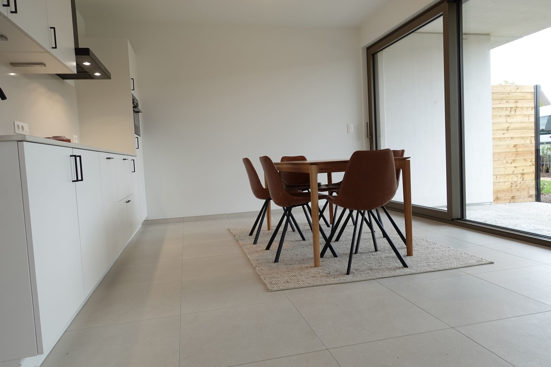 Knap energiezuinig appartement met tof terras foto 25