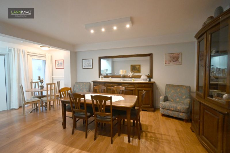 Uitzonderlijk ruim (114m²) bemeubeld appartement met handelsfunctie op de Zeedijk te Middelkerke! foto 12