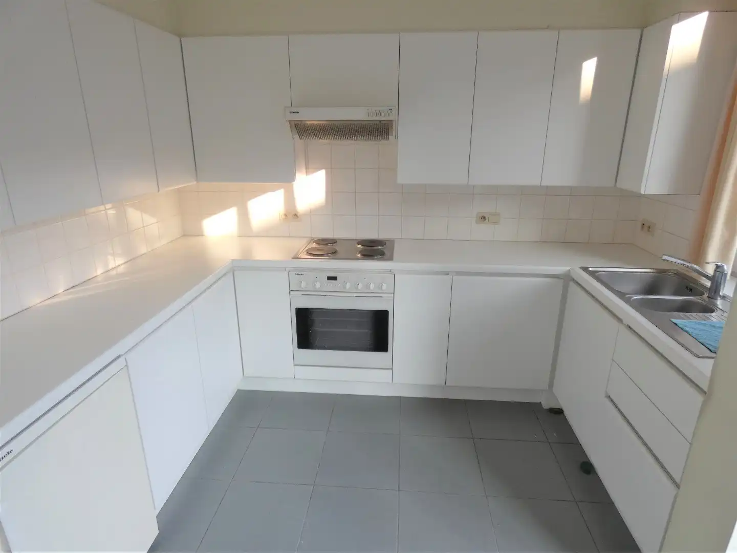 Ruim 2-slpk appartement (101 m²) met zonnig terras, Kortemark foto 8