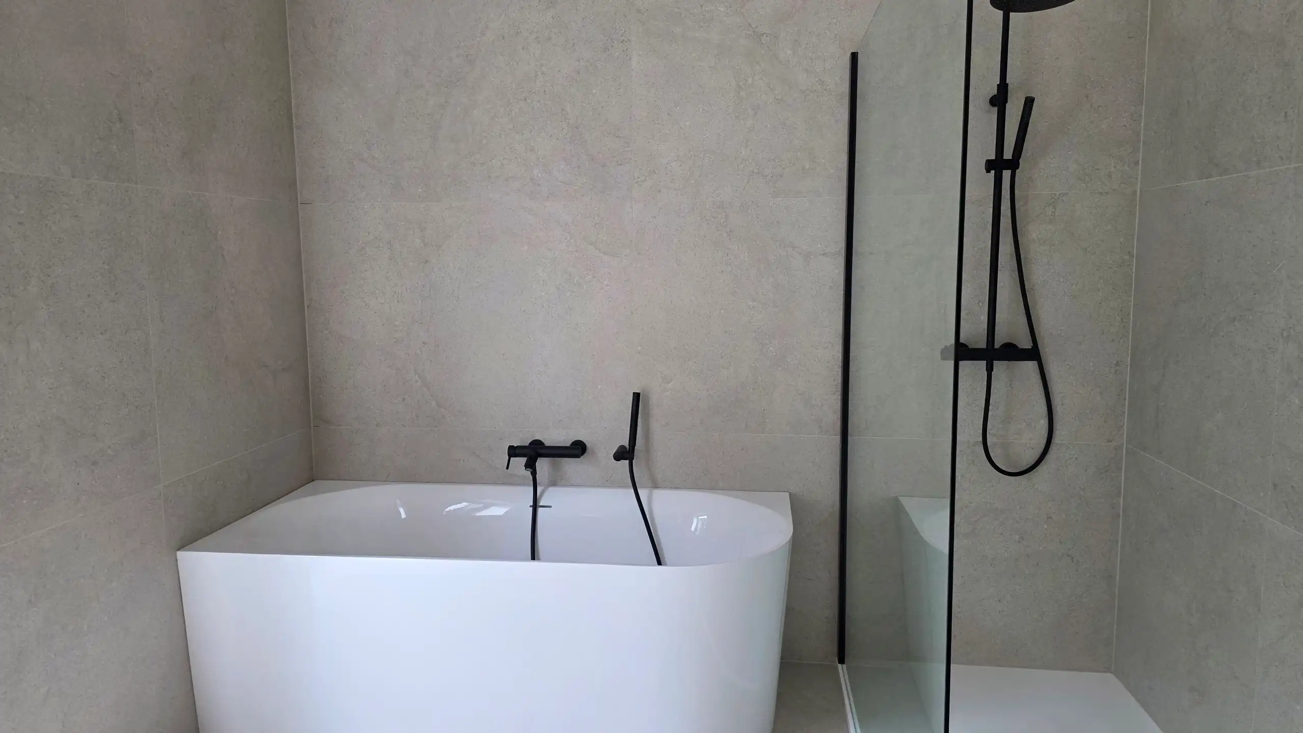 Een vrijstaande nieuwbouwwoning op ca. 538 m² grond foto 6
