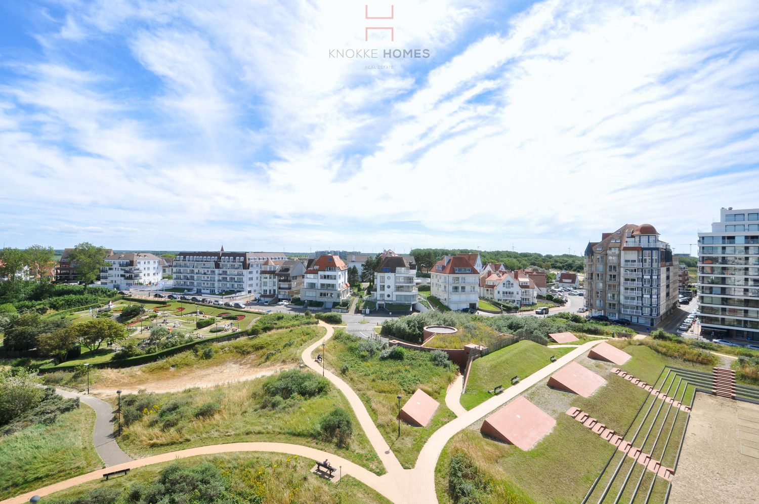 Uniek hoekappartement met uitzonderlijk panoramisch uitzicht in Duinbergen foto 3