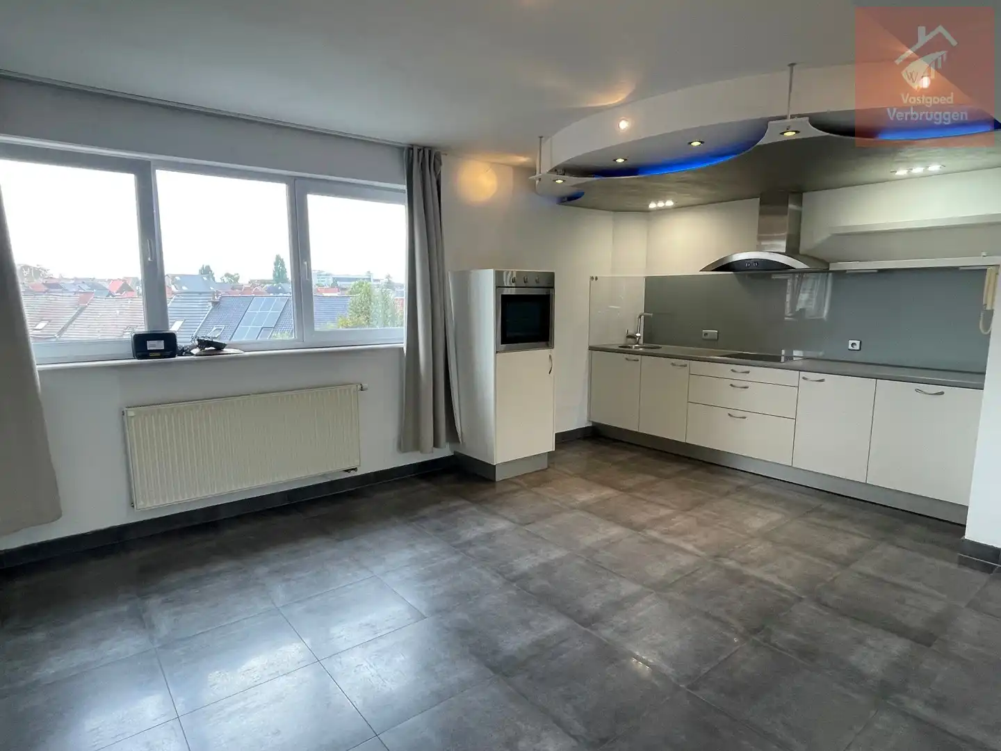 Stijlvol duplex-appartement met 2 slaapkamers op 4de verdieping in hartje Aalst foto 7