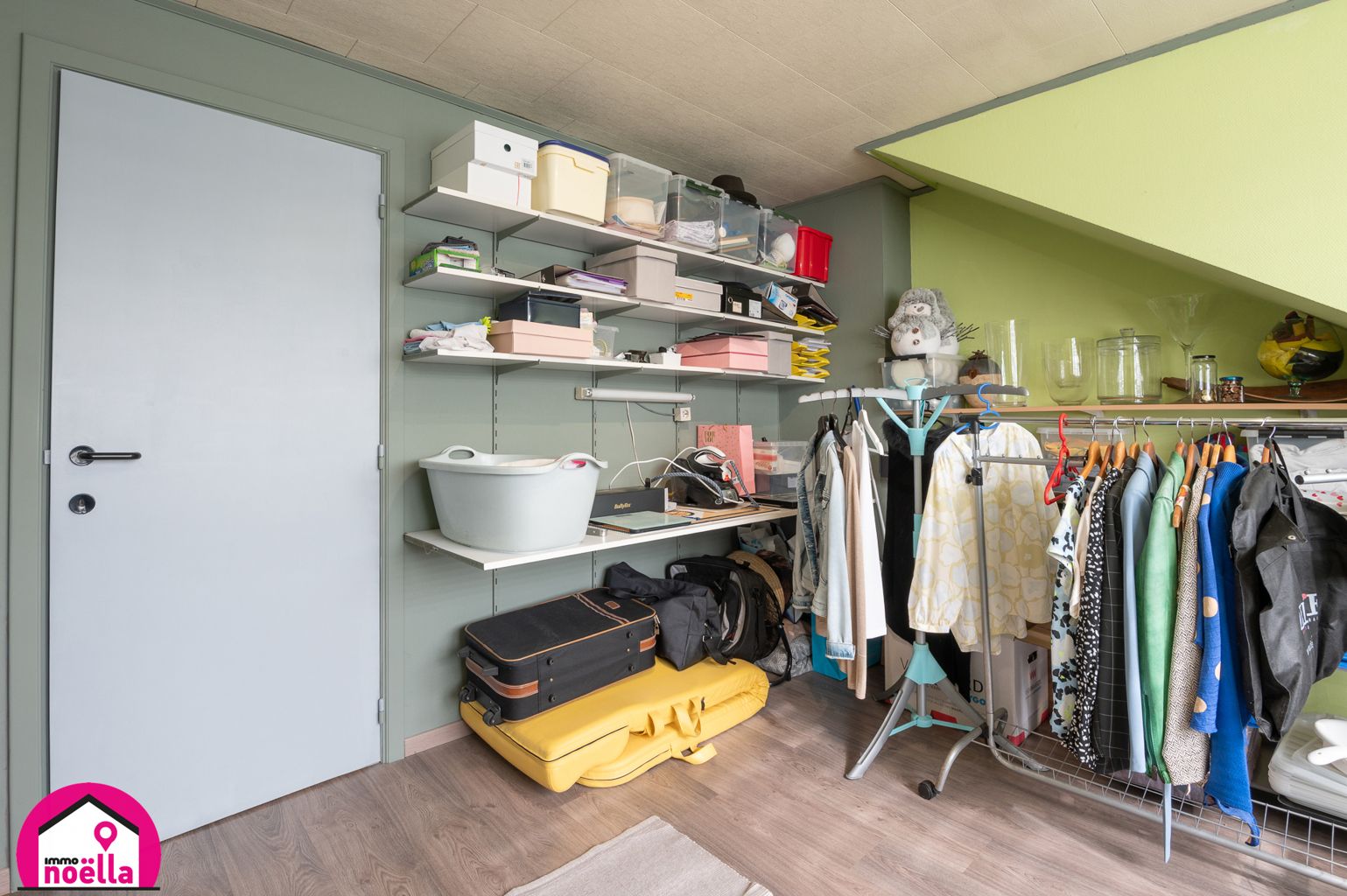 RIJWONING MET HEEL RUIME GARAGE  foto 21