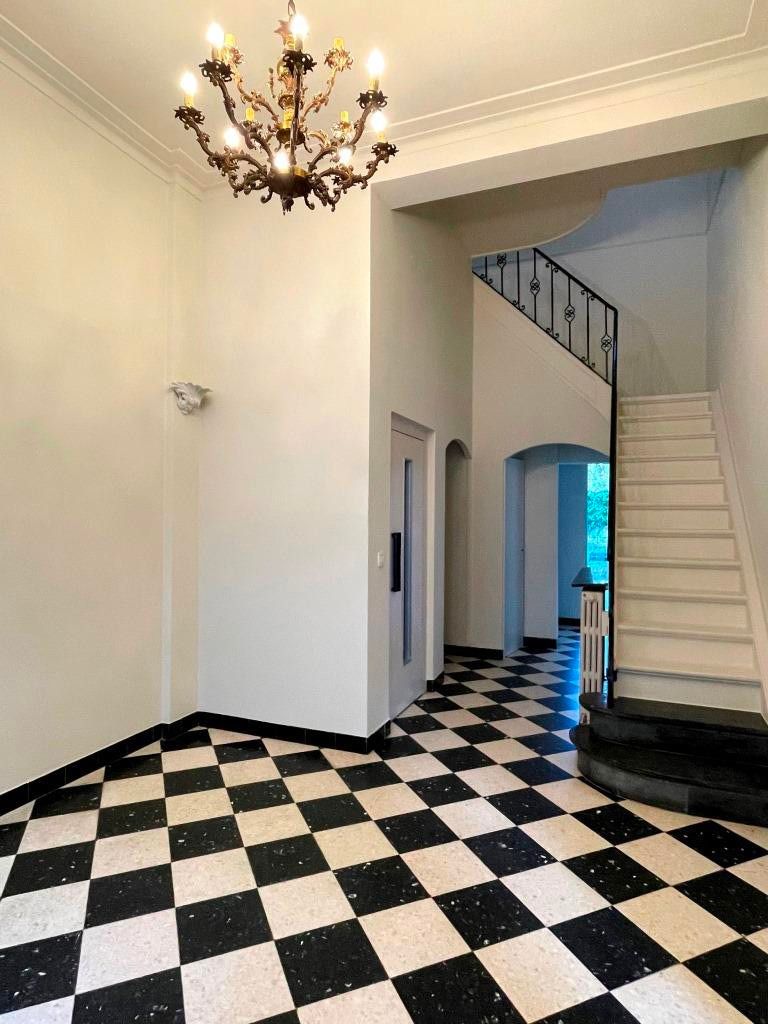 Prestigieus herenhuis met stadstuin gelegen Gent Sint-Pieters. foto 3