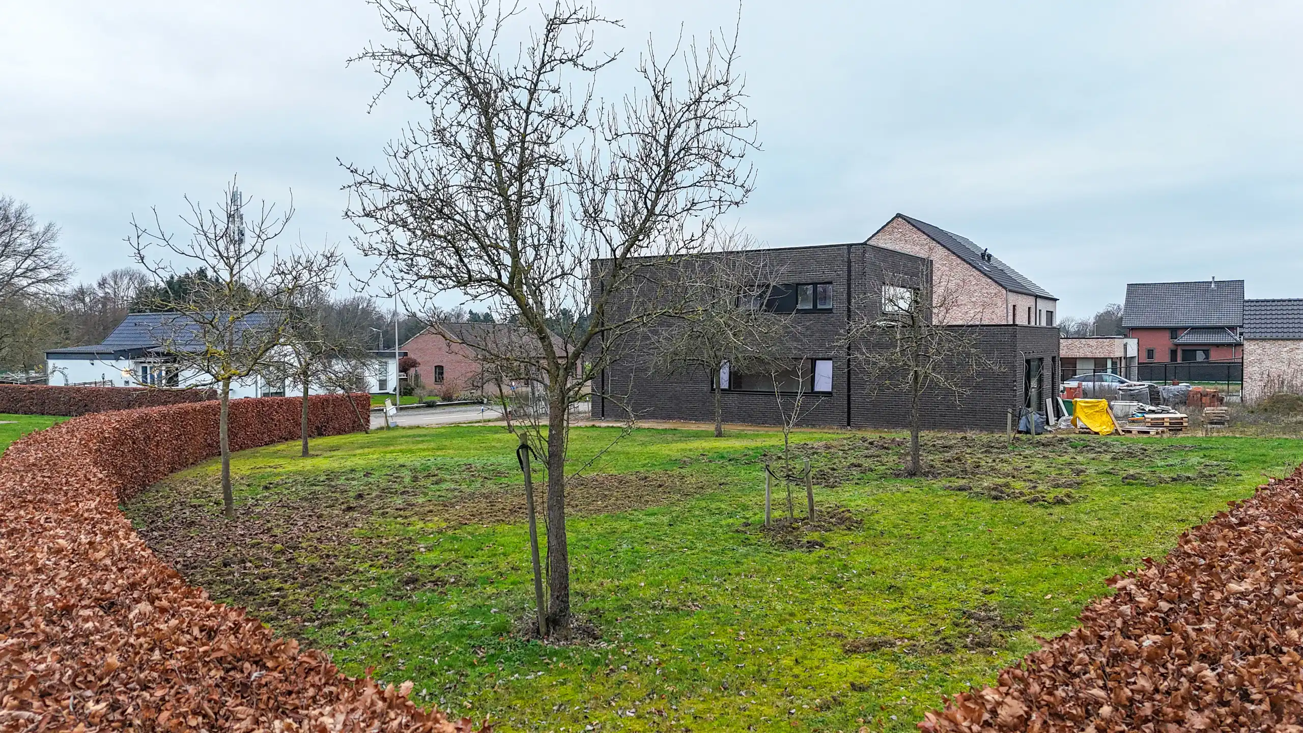 Mooi hoekperceel van 6.73 are voor open bebouwing! foto 8