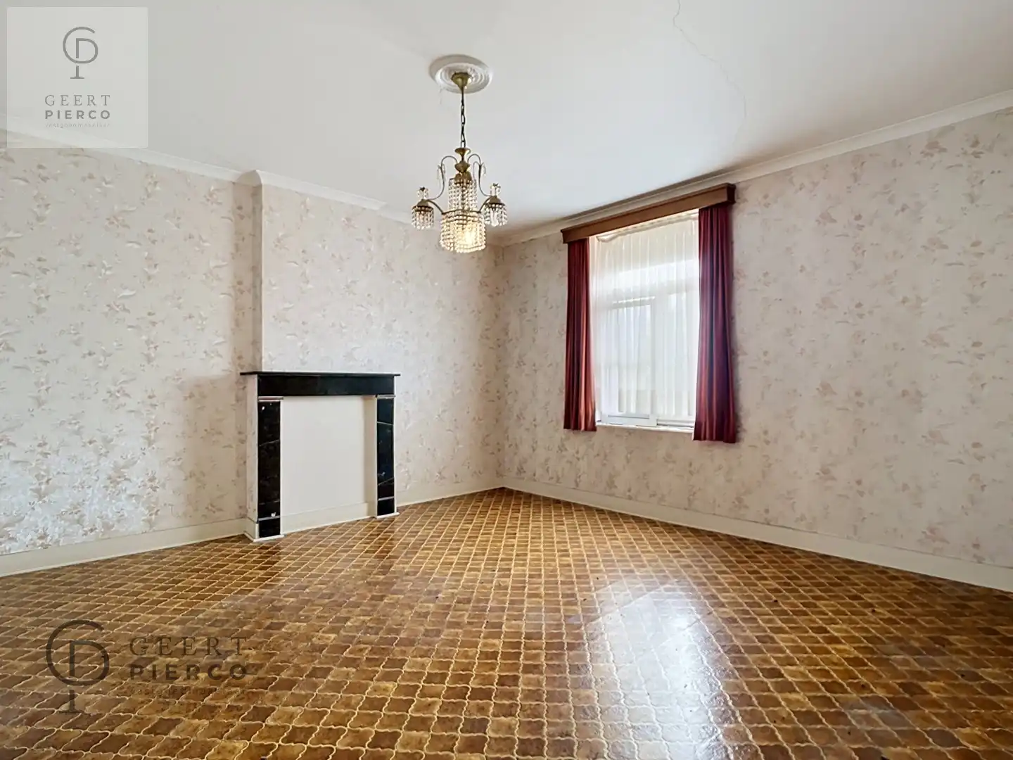 volledig te renoveren woonst met tal van opportuniteiten foto 11