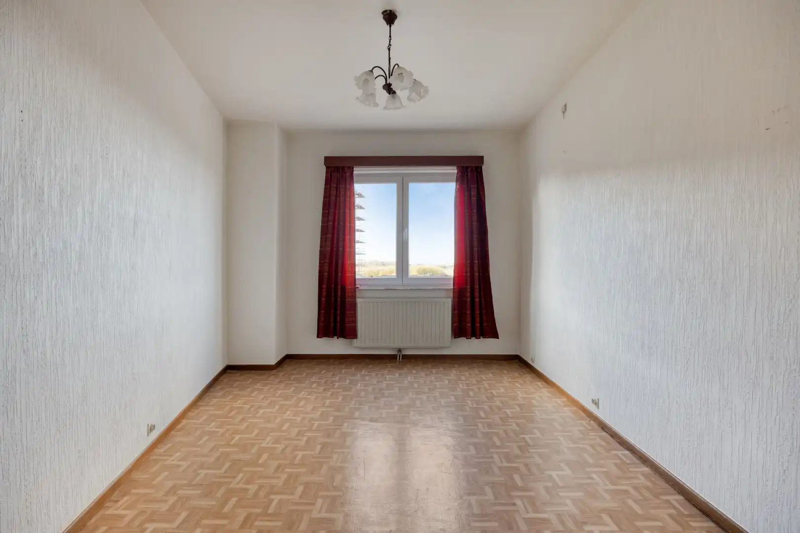 Ruim appartement met zonnig terras, stadscentrum Tongeren - centrale ligging en open uitzicht foto 14