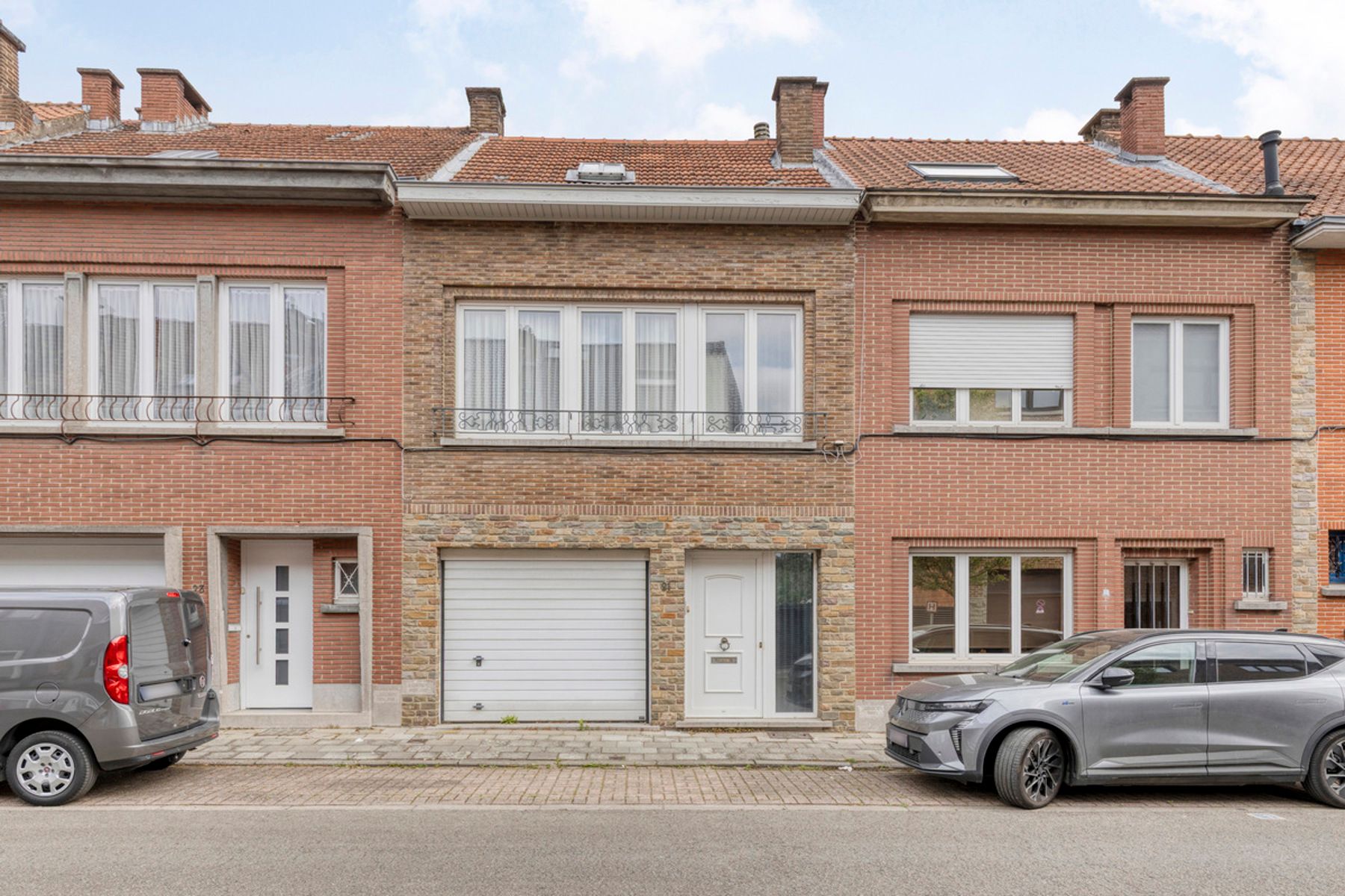 Hoofdfoto van de publicatie: Mooie rijwoning met potentieel