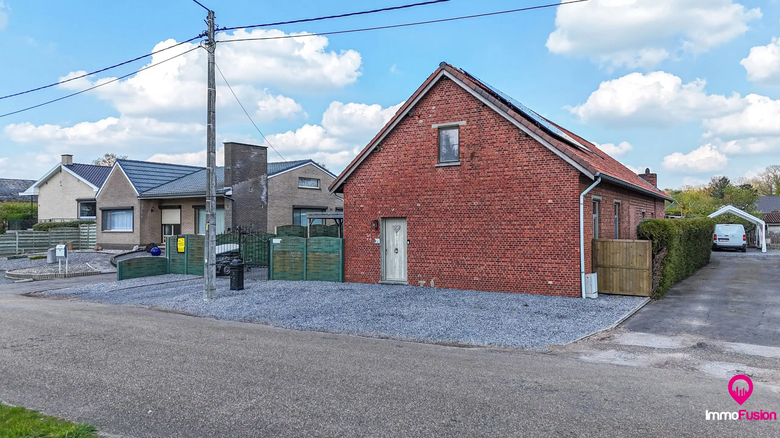 Charmante woning met 5 slaapkamers op een ruim perceel! foto 44