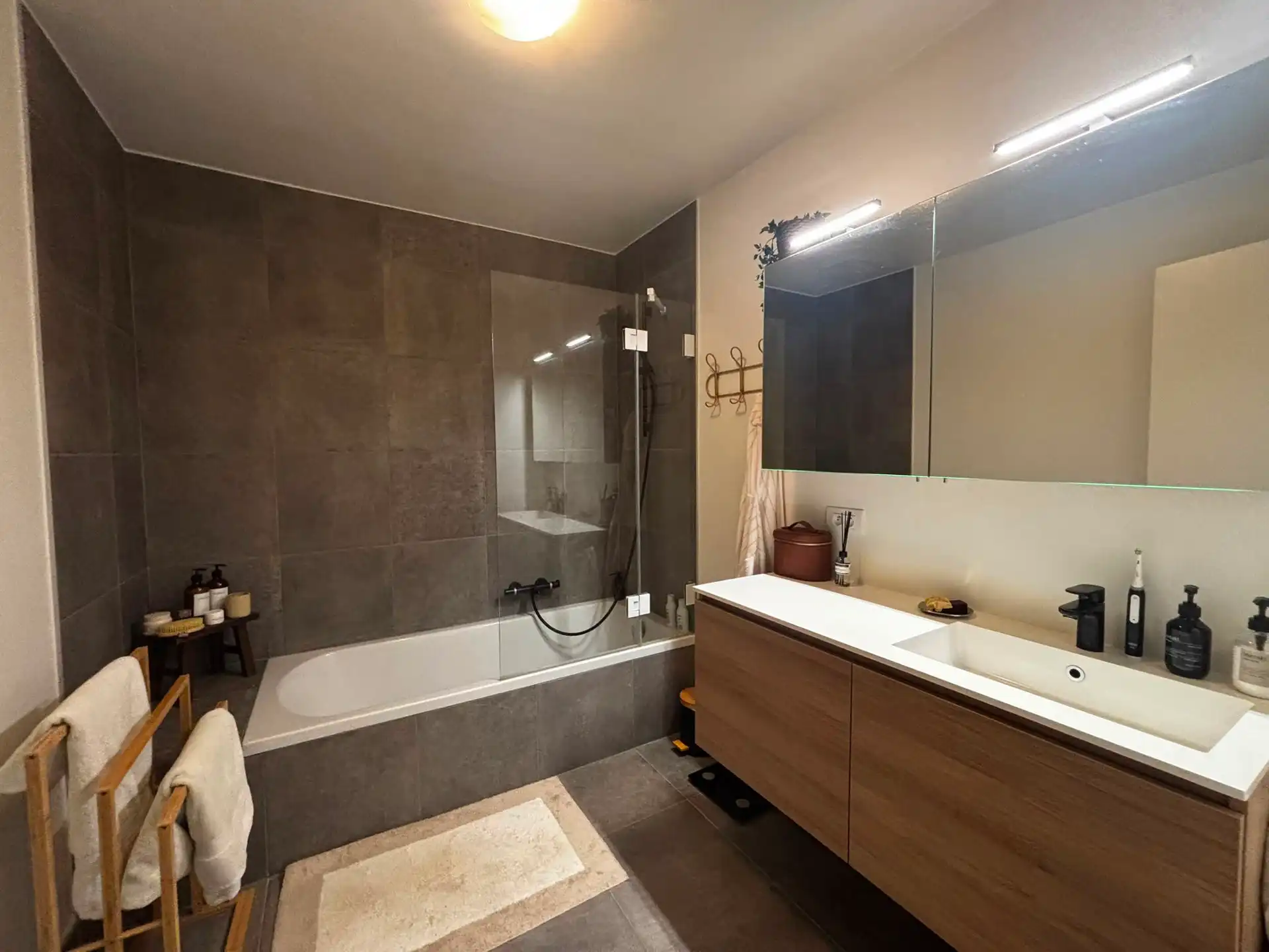 WETTEREN - Nieuwbouw gelijkvloers appartement foto 11