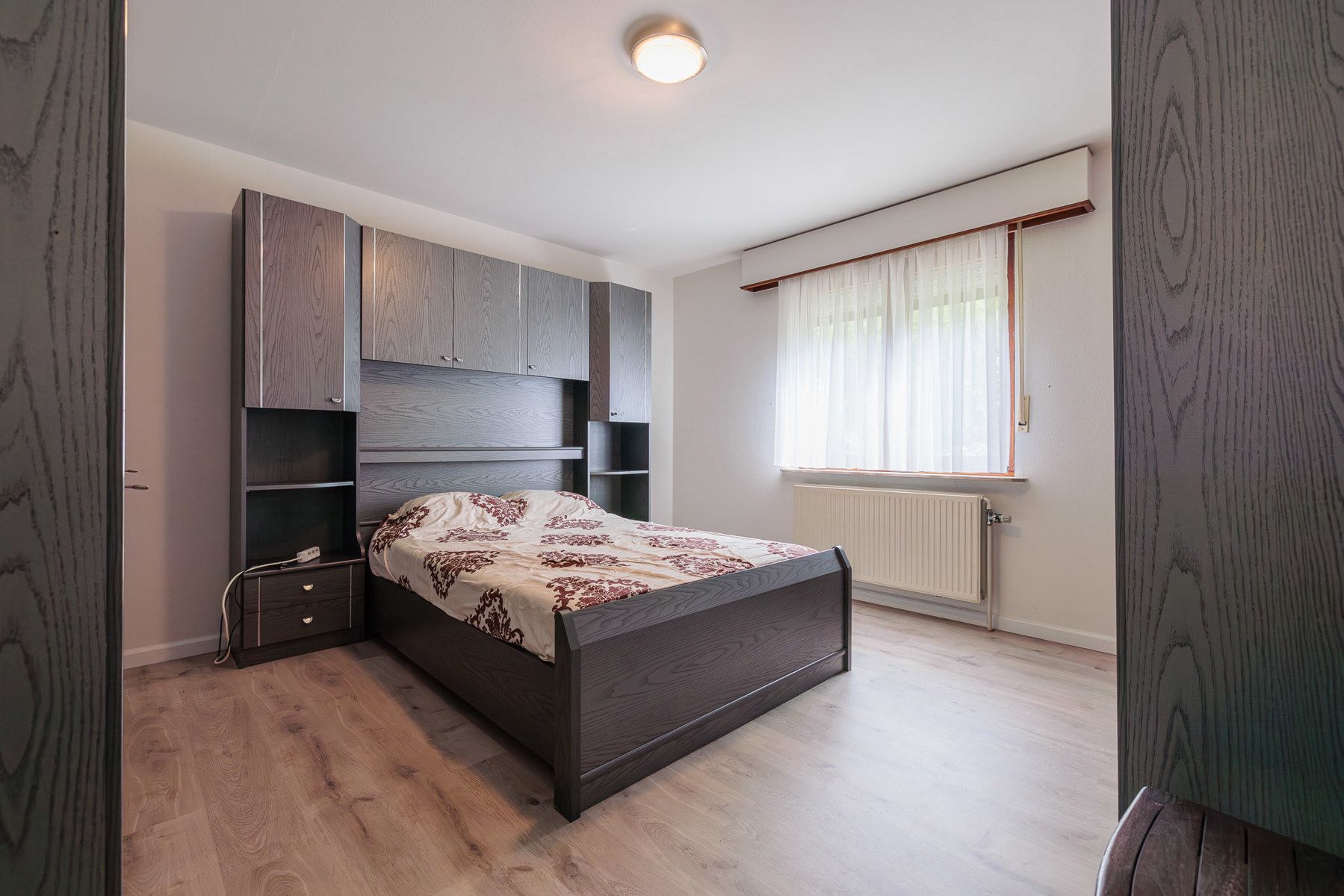Open woning met 4slpk en volledige onderkeldering op 1.372m² foto 14