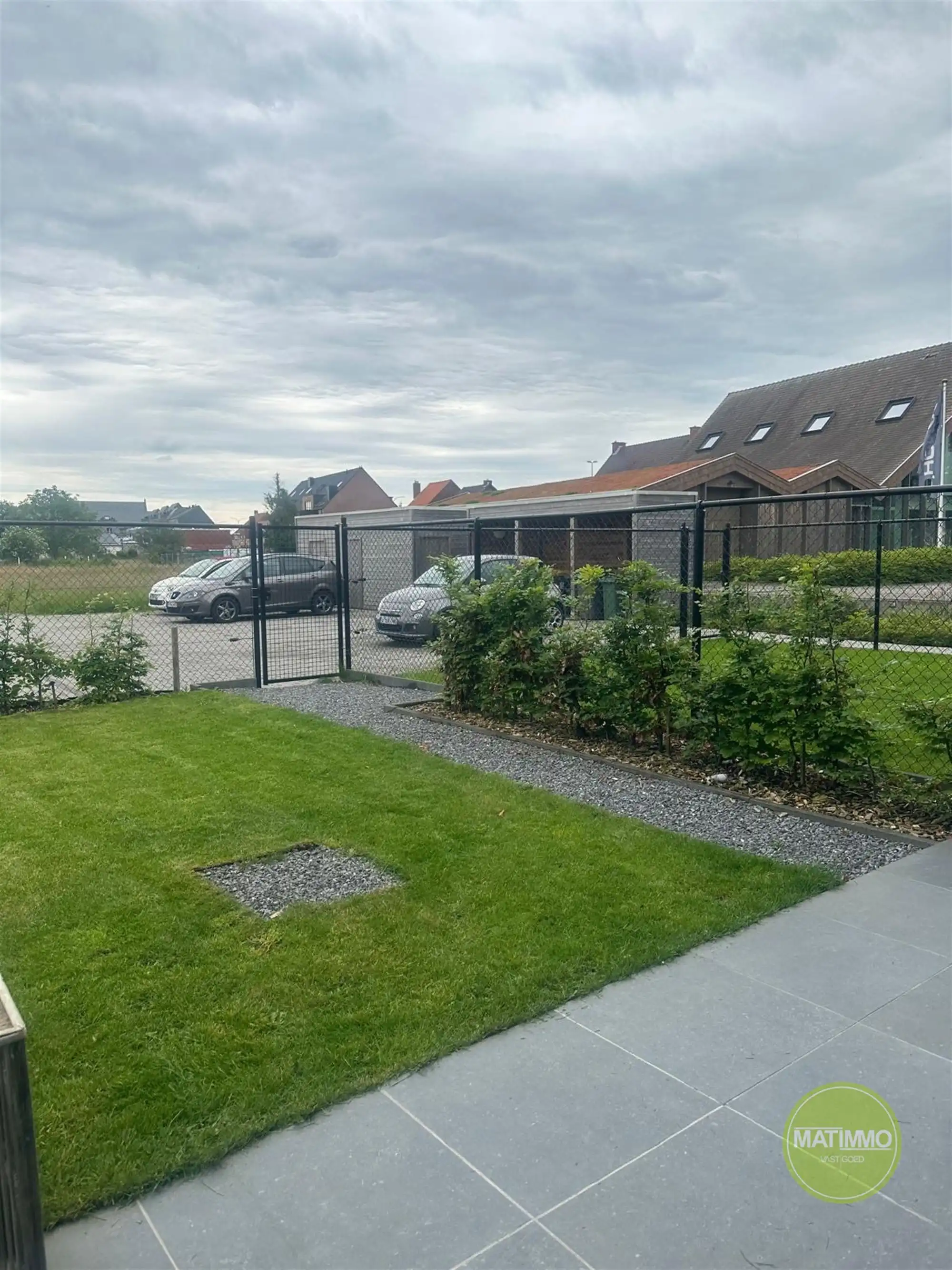 Modern gelijkvloers appartement met 2 slaapkamers in Geel foto 22