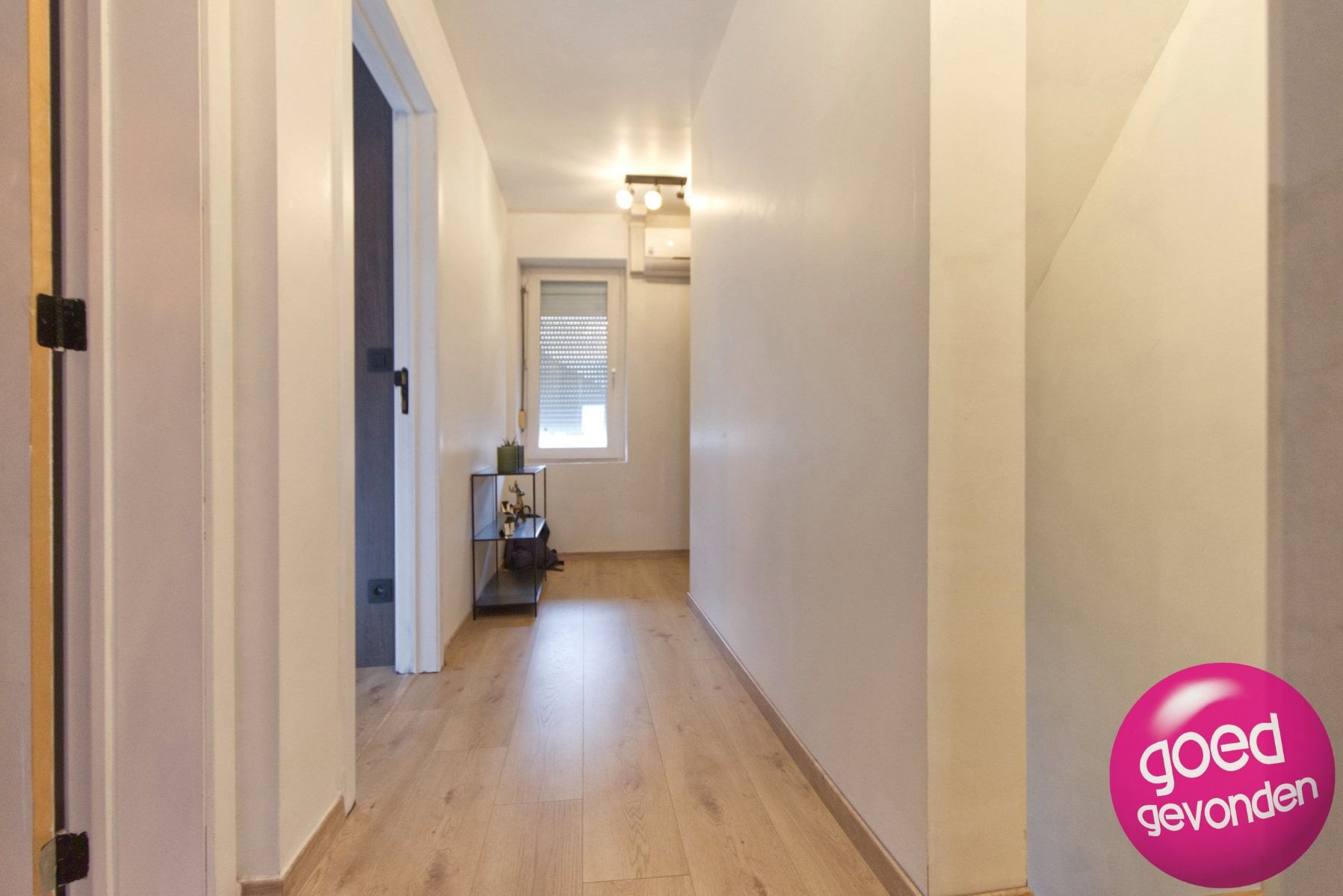 HOB - GERENOVEERD - 3 SLK - 2 BDK - TUIN - TERRAS - PARKING foto 26