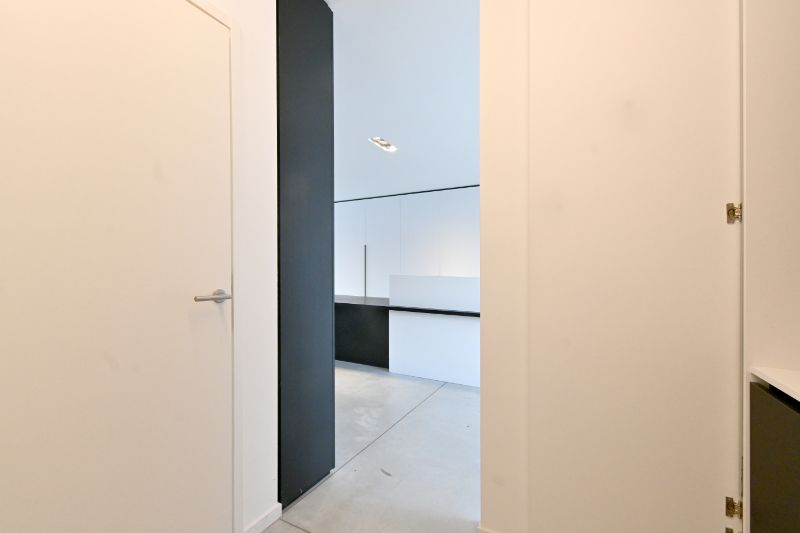 Modern ingerichte kantoorruimte foto 14