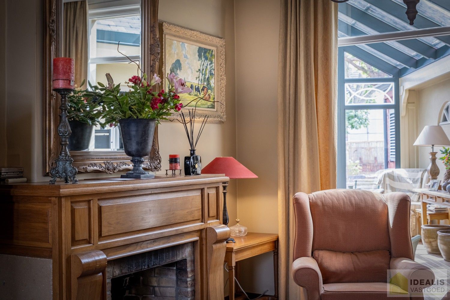 RUIME, CHARMANTE EN INSTAPKLARE WONING IN HARTJE HAMONT! HEERLIJKE WOONKAMER VOORZIEN VAN PARKET EN MET HAARD, LICHTRIJKE KEUKEN MET DIRECTE TOEGANG TOT PRACHTIGE VERANDA, 4 SLAAPKAMERS, RUIME GARAGE EN PRACHTIG AANGELEGDE TUIN OP SCHITTEREND PERCEEL VAN 7A 55CA IN HET HARTJE VAN HAMONT-ACHEL EN OP SLECHTS ENKELE MINUTEN VAN DE NEDERLANDSE GRENS! foto 10