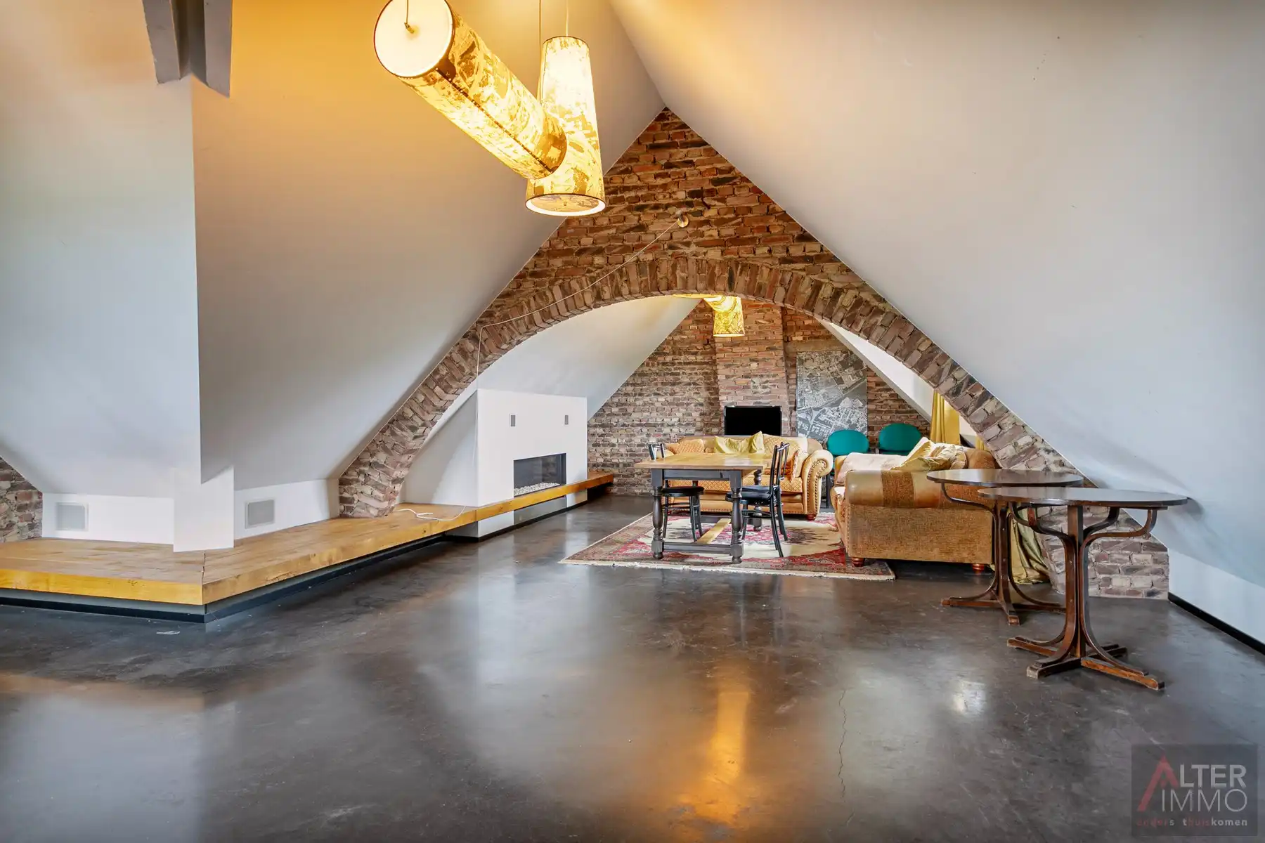 Bedrijfspand met appartement op toplocatie met uiterste visibiliteit! foto 26