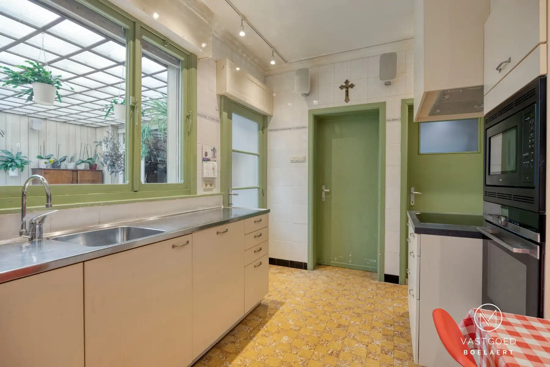 Stadswoning met 6 slaapkamers, garage én tuin te Aalst foto 7