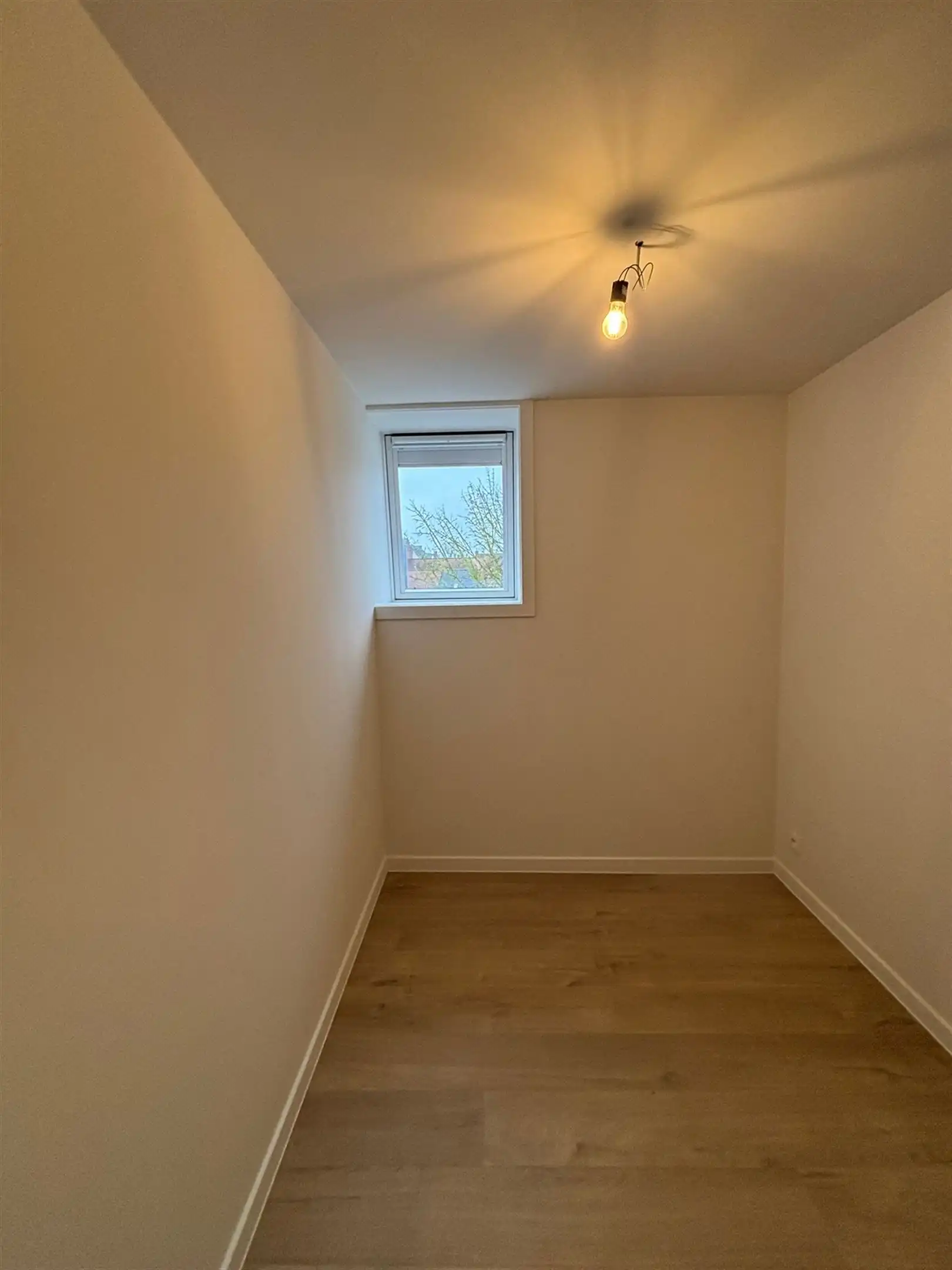 Charmant woonhuis in het centrum van Poperinge foto 17