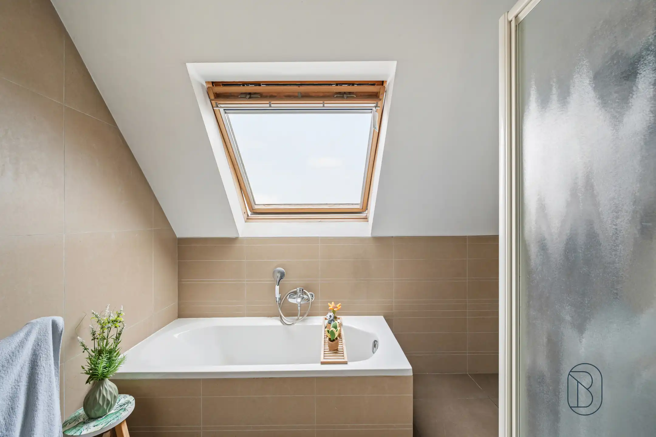 Ruime duplex met 3 slpk in het centrum van Heestert  foto 17