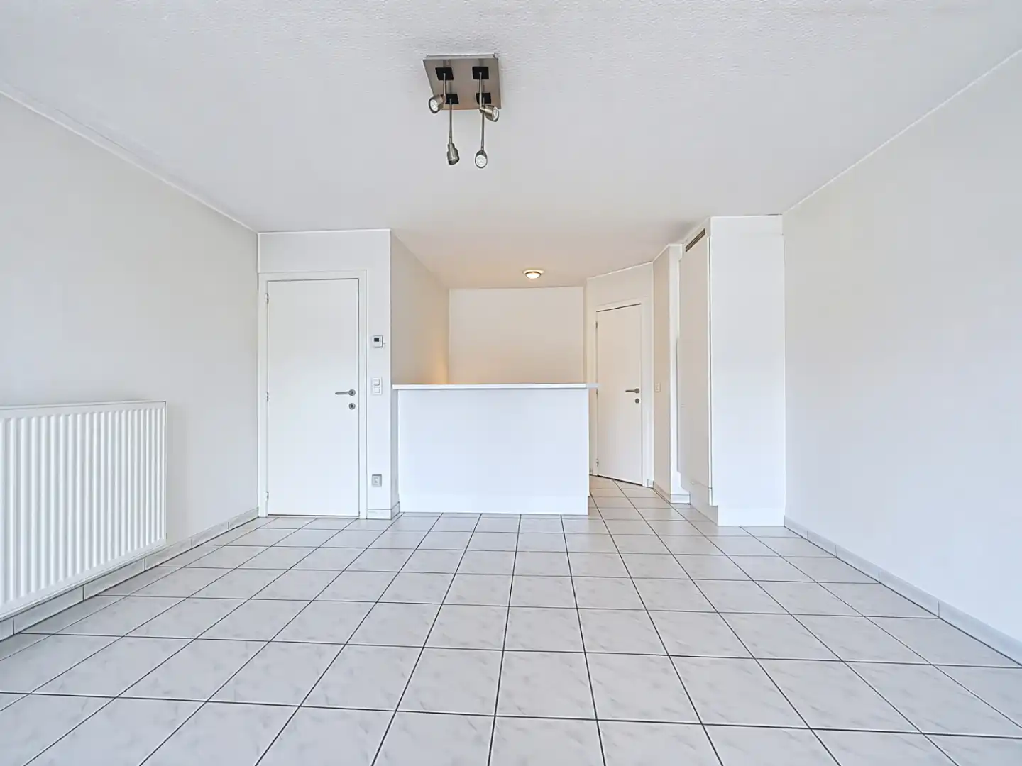 Instapklaar appartement met terras aan voor -en achterzijde. foto 4