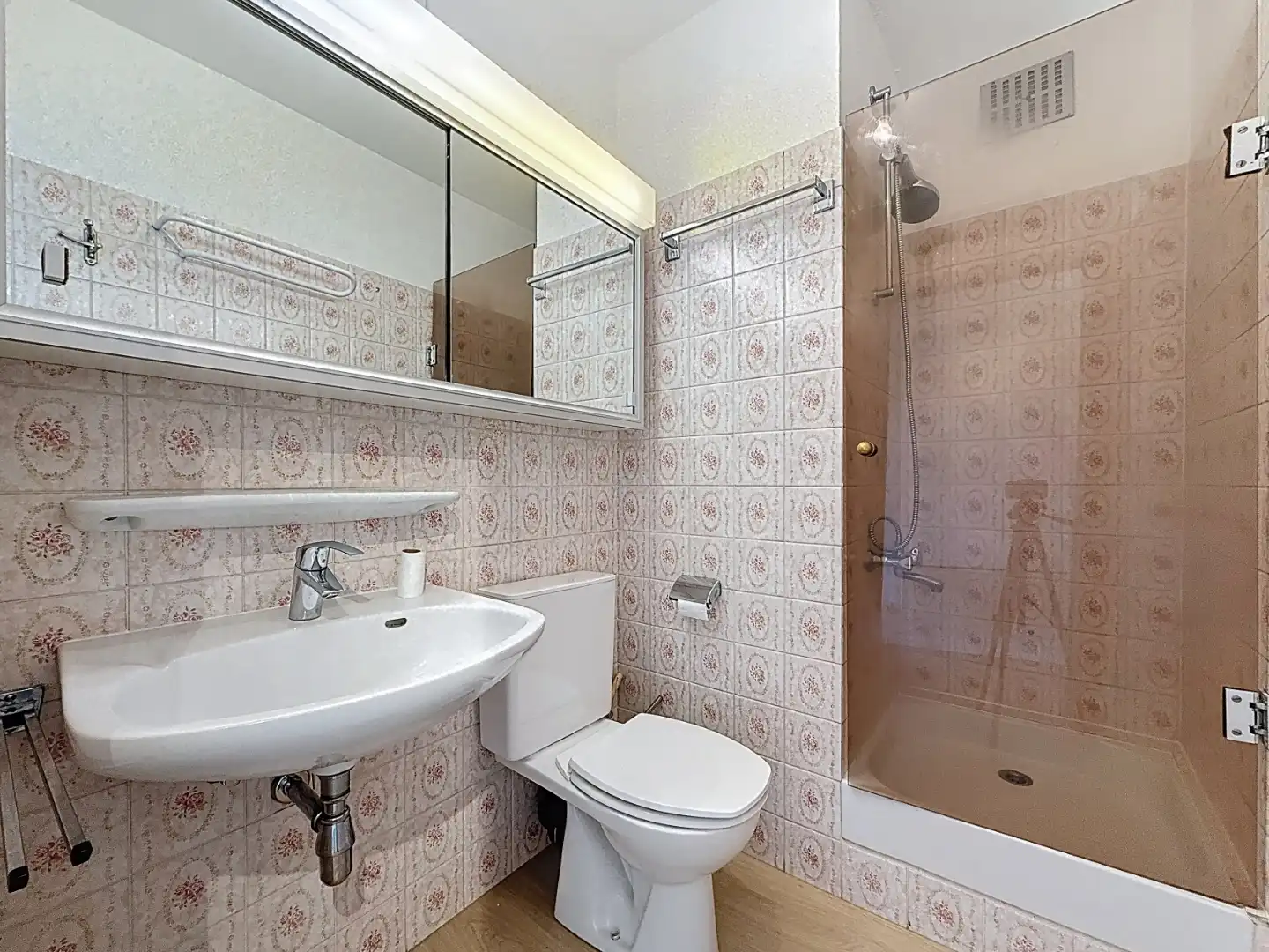 Zuid georiënteerde studio met panoramisch uitzicht op de vaargeul van Nieuwpoort foto 9