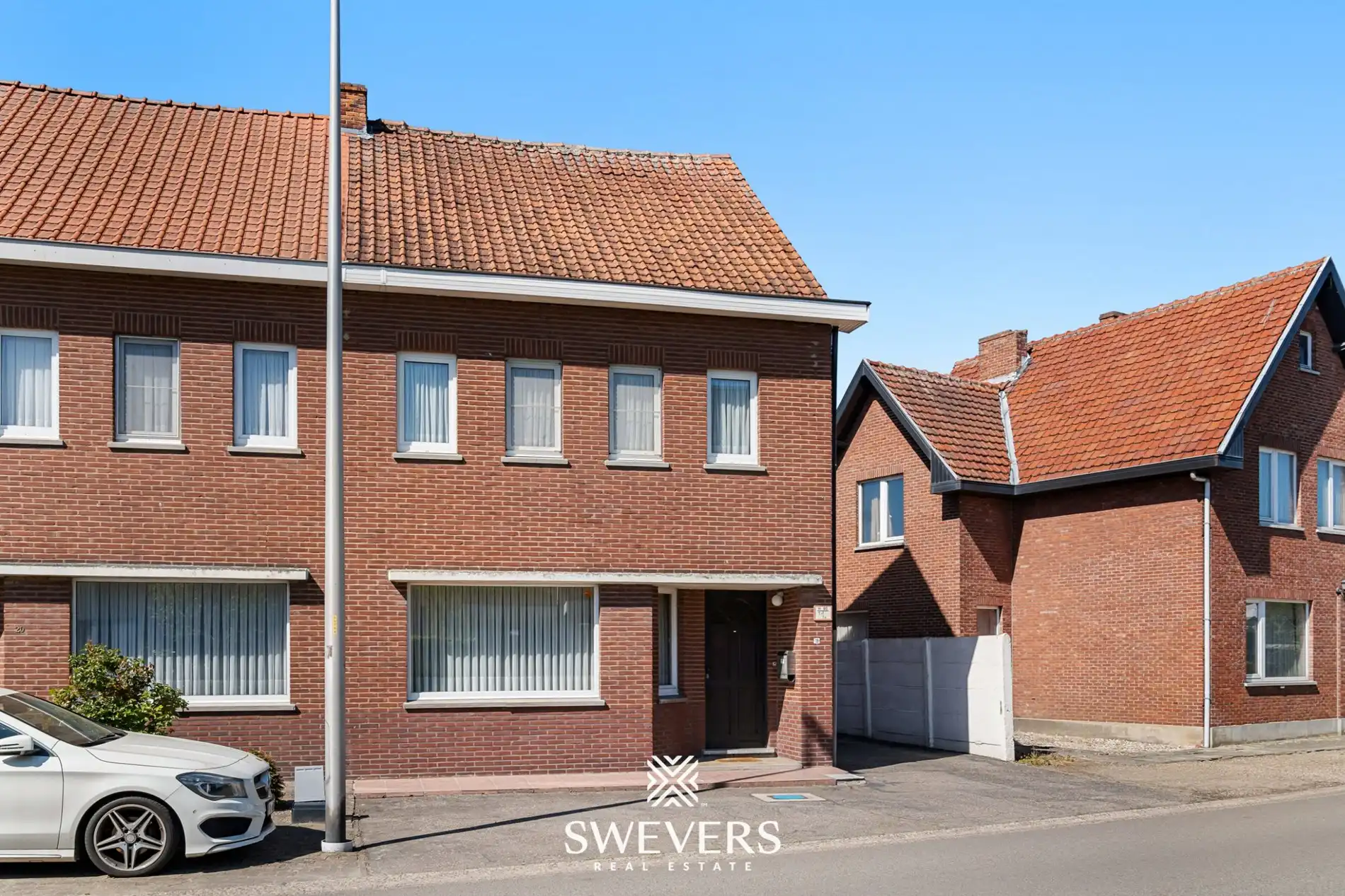 Half-open bebouwing met renovatiepotentieel foto 33