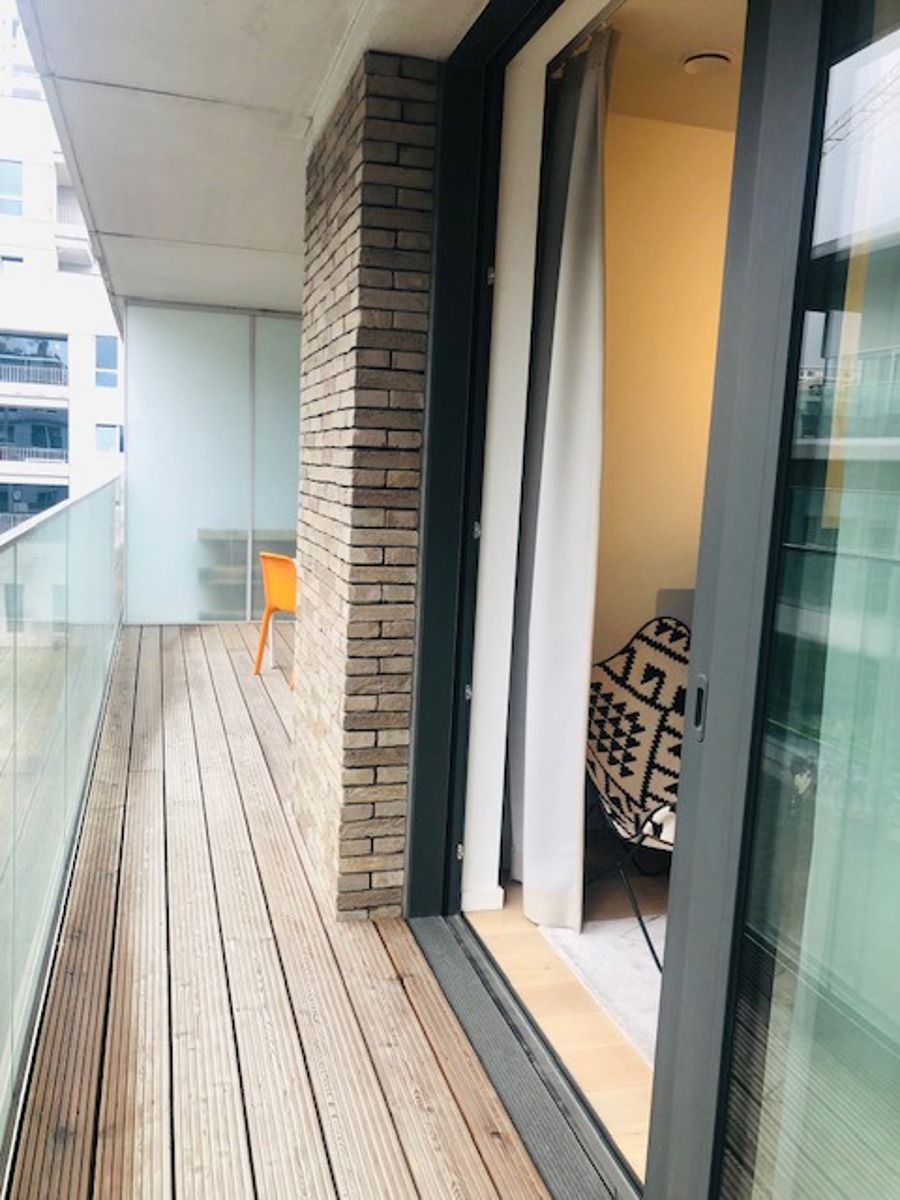 Gemeubeld 1-slaapkamer app met prachtig zicht op park  foto 8