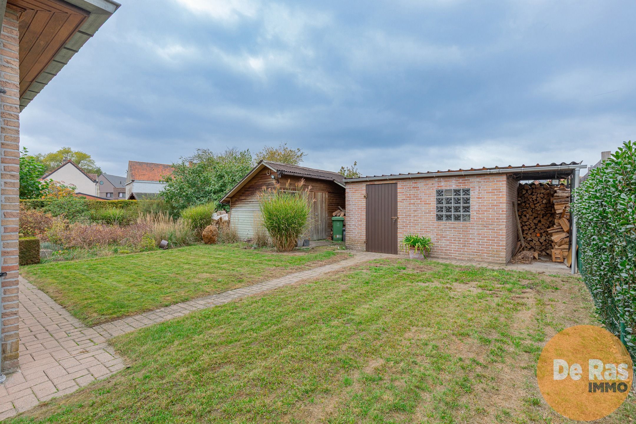HEUSDEN - Verzorgde bungalow in rustige buurt foto 15