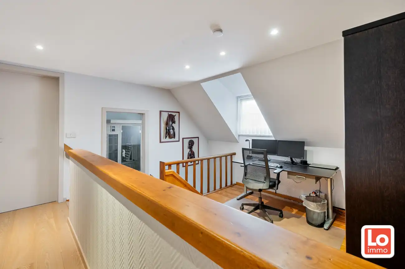 VERKOCHT! Charmante alleenstaande woning met inpandige garage op een zeer goede locatie in Oostakker. foto 17