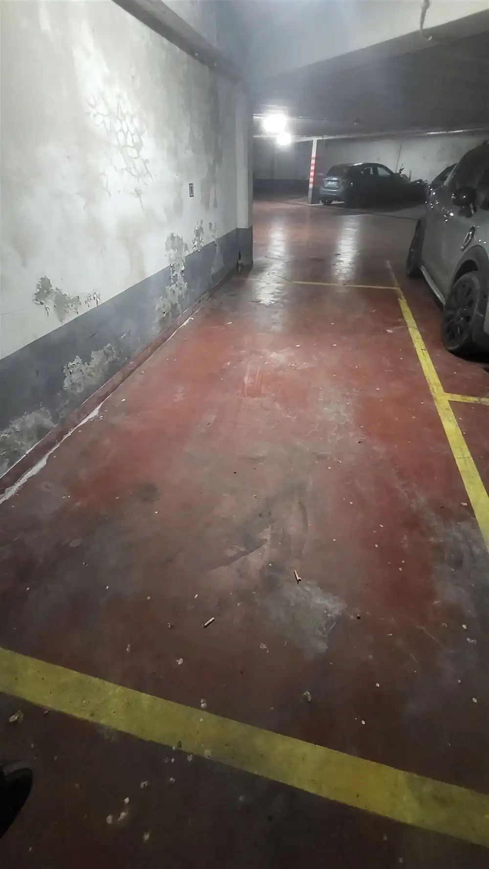 Binnen autostaanplaats te Antwerpen-centrum  foto 4