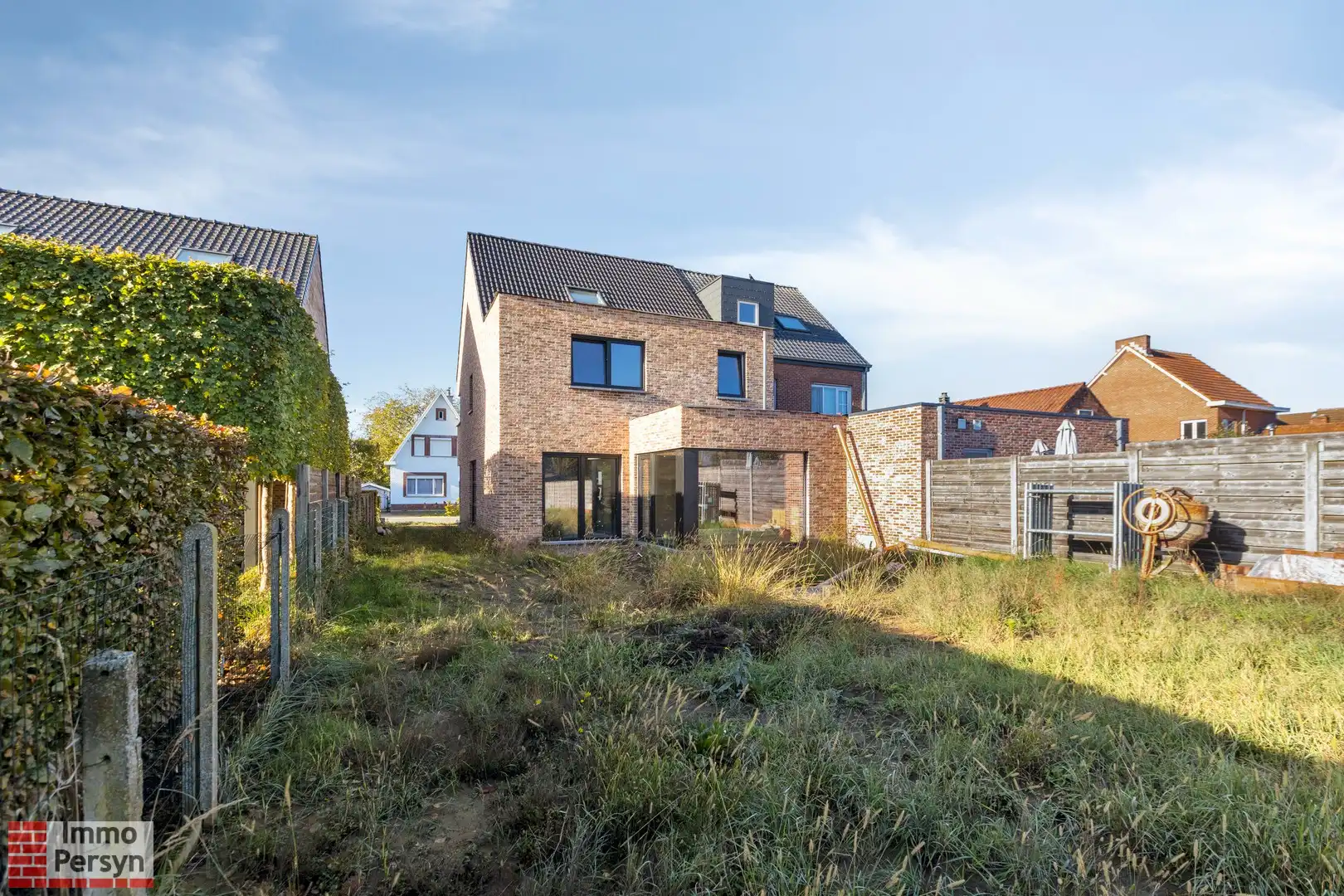 Instapklare halfopen bebouwing met 3 slaapkamers in groene omgeving foto 14