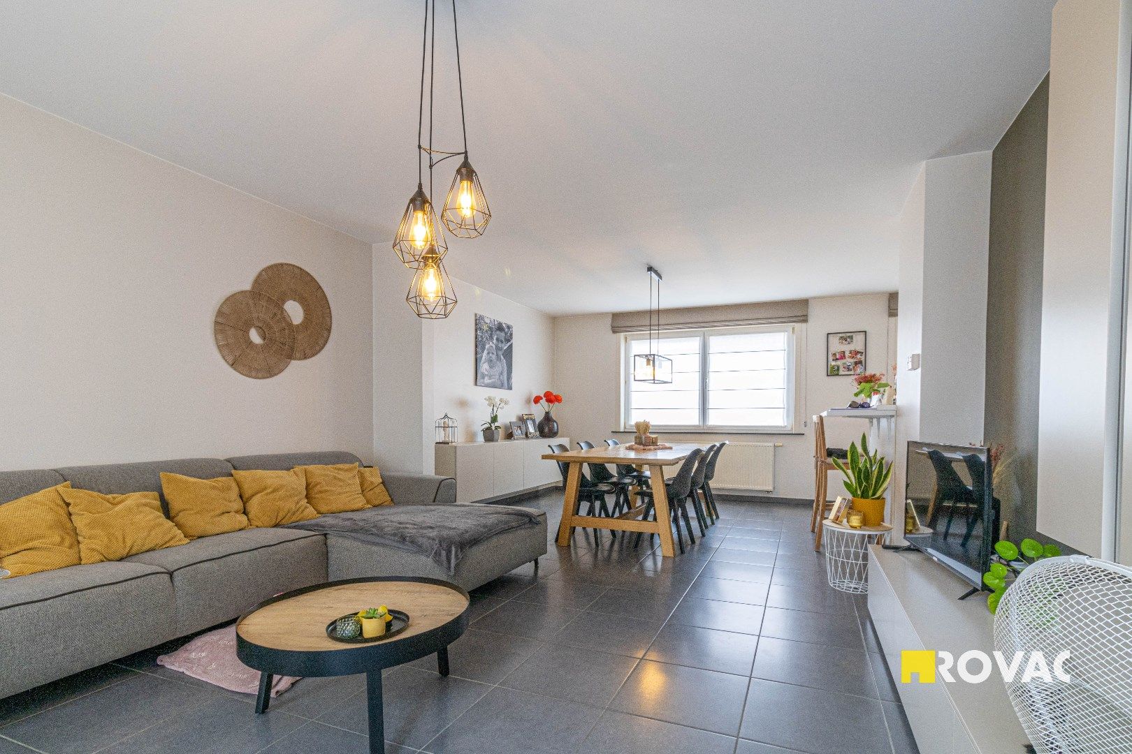 Ruim duplexappartement (130 m²) op de 1e en 2e verdieping met 2 terrassen en garage foto 3