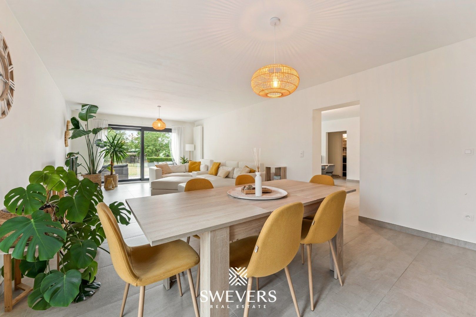 Ruime gerenoveerde villa (306m²) met praktijkmogelijkheden op ZW-perceel (24a68ca) foto 4