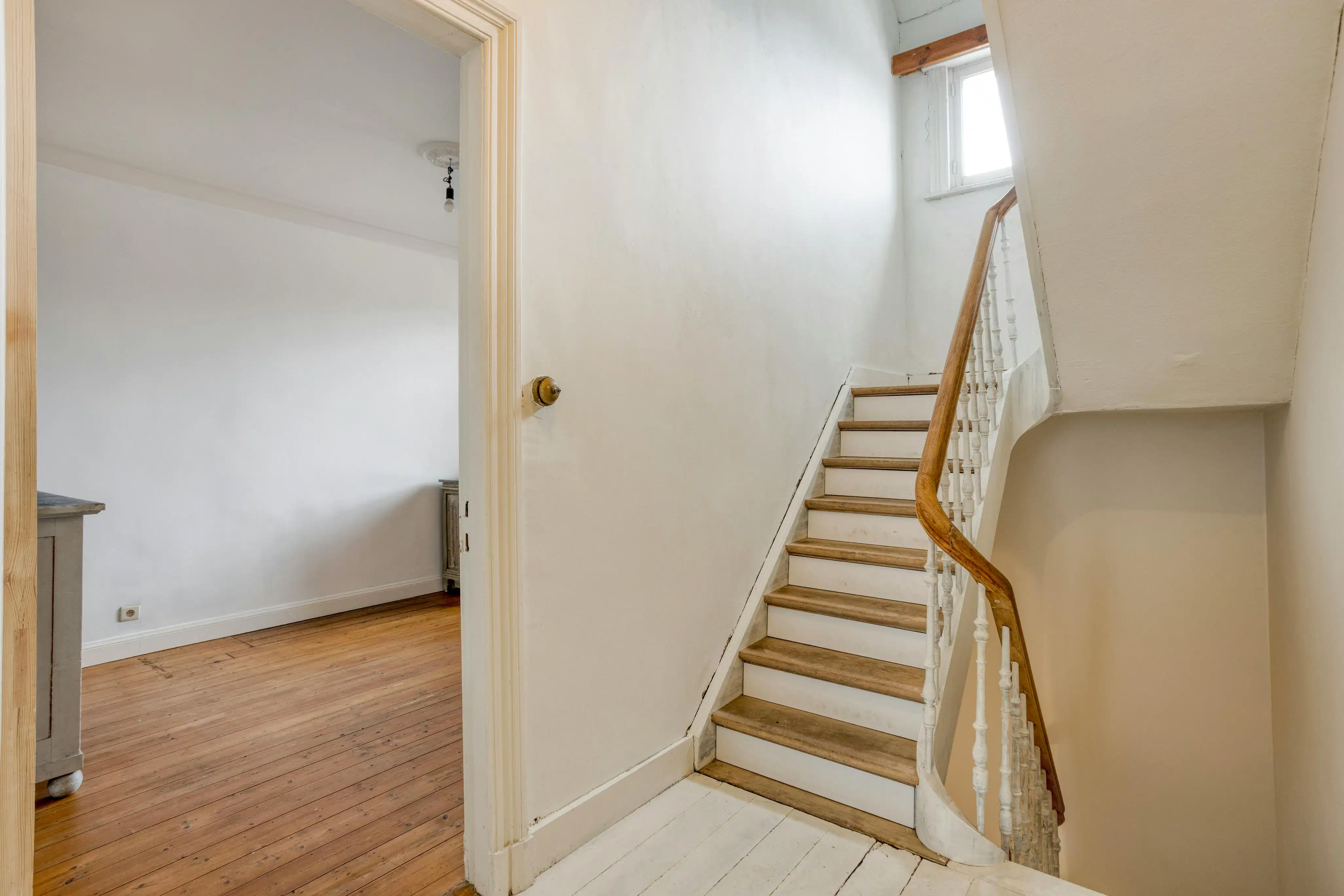 Karaktervolle woning met 6 slaapkamers te koop in Kontich foto 29