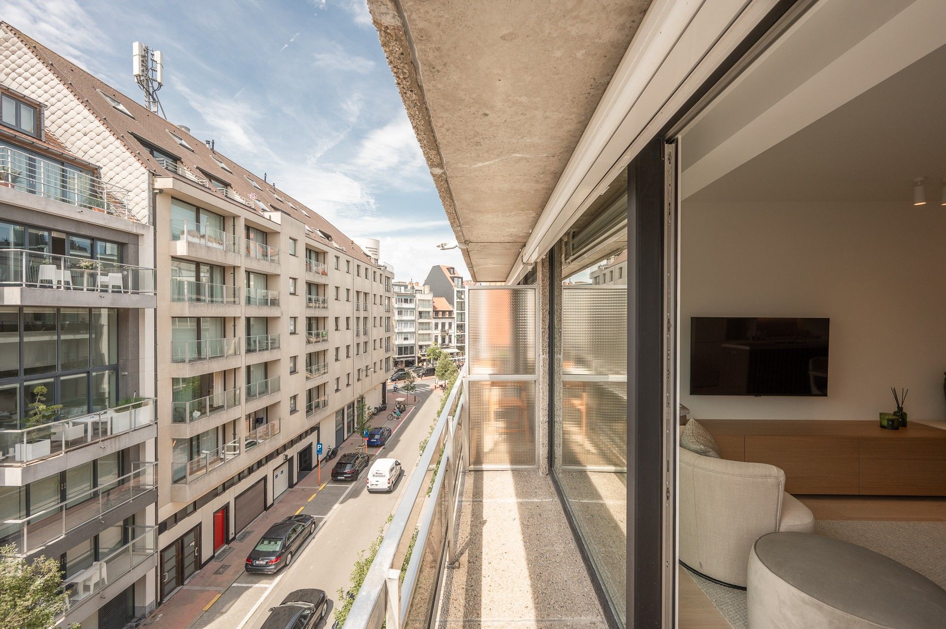 Verfijnde renovatie met 3 slaapkamers in hartje Knokke foto 3