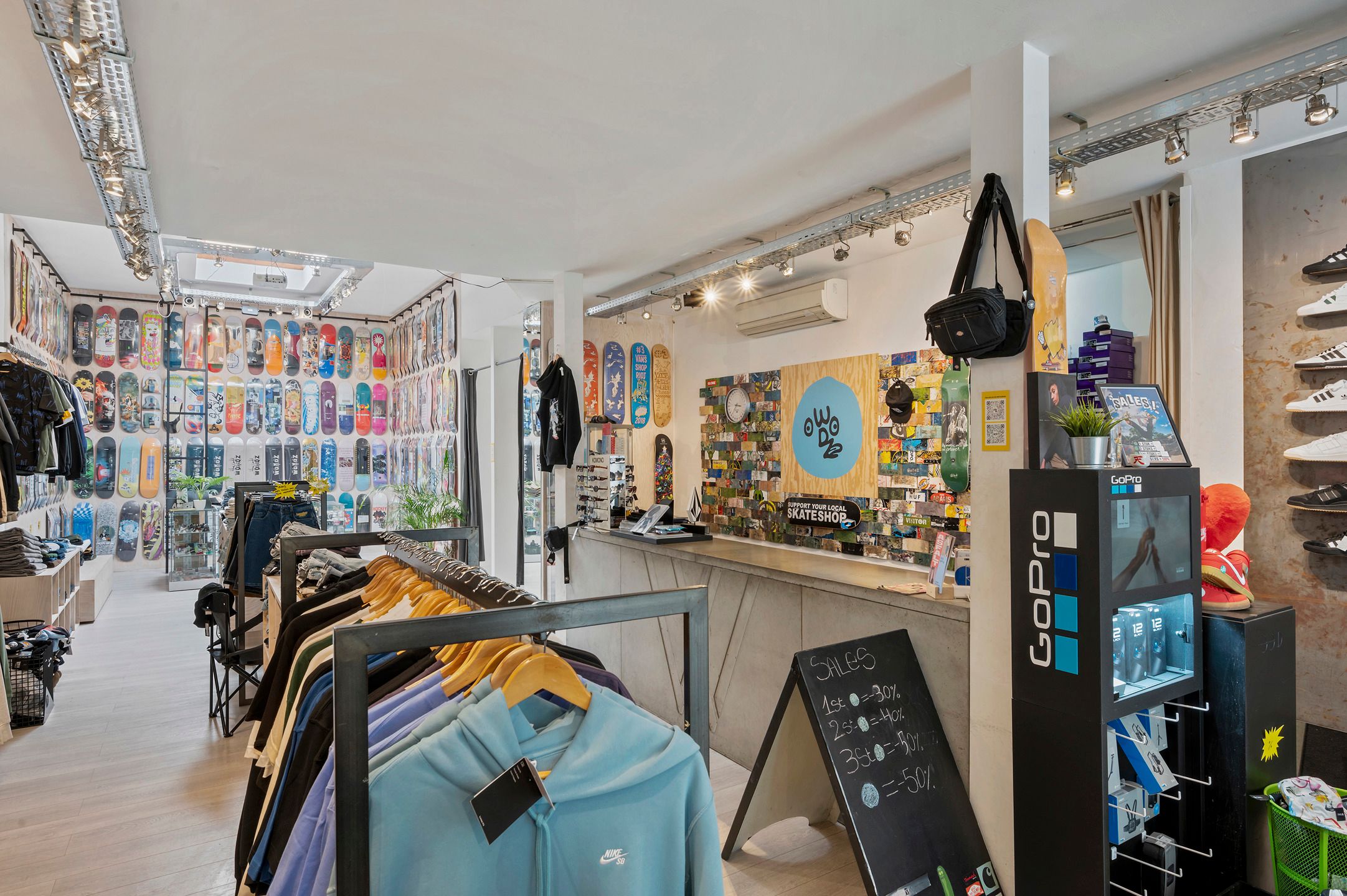 Handelspand van 140m² op toplocatie  foto 4