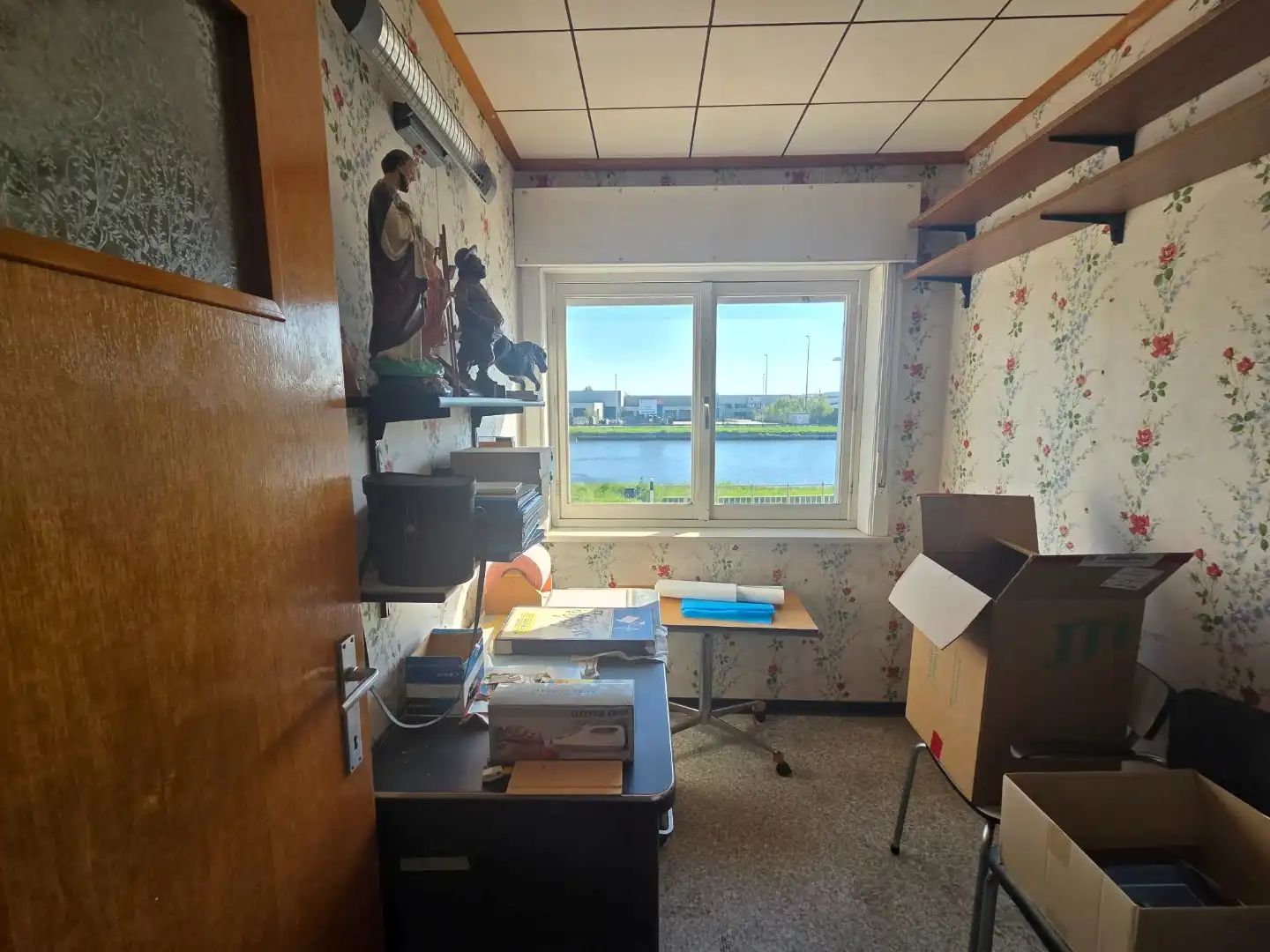 Ruime woning met achterliggende atelier/garage en open zicht op kanaal Oostende - Brugge! foto 13