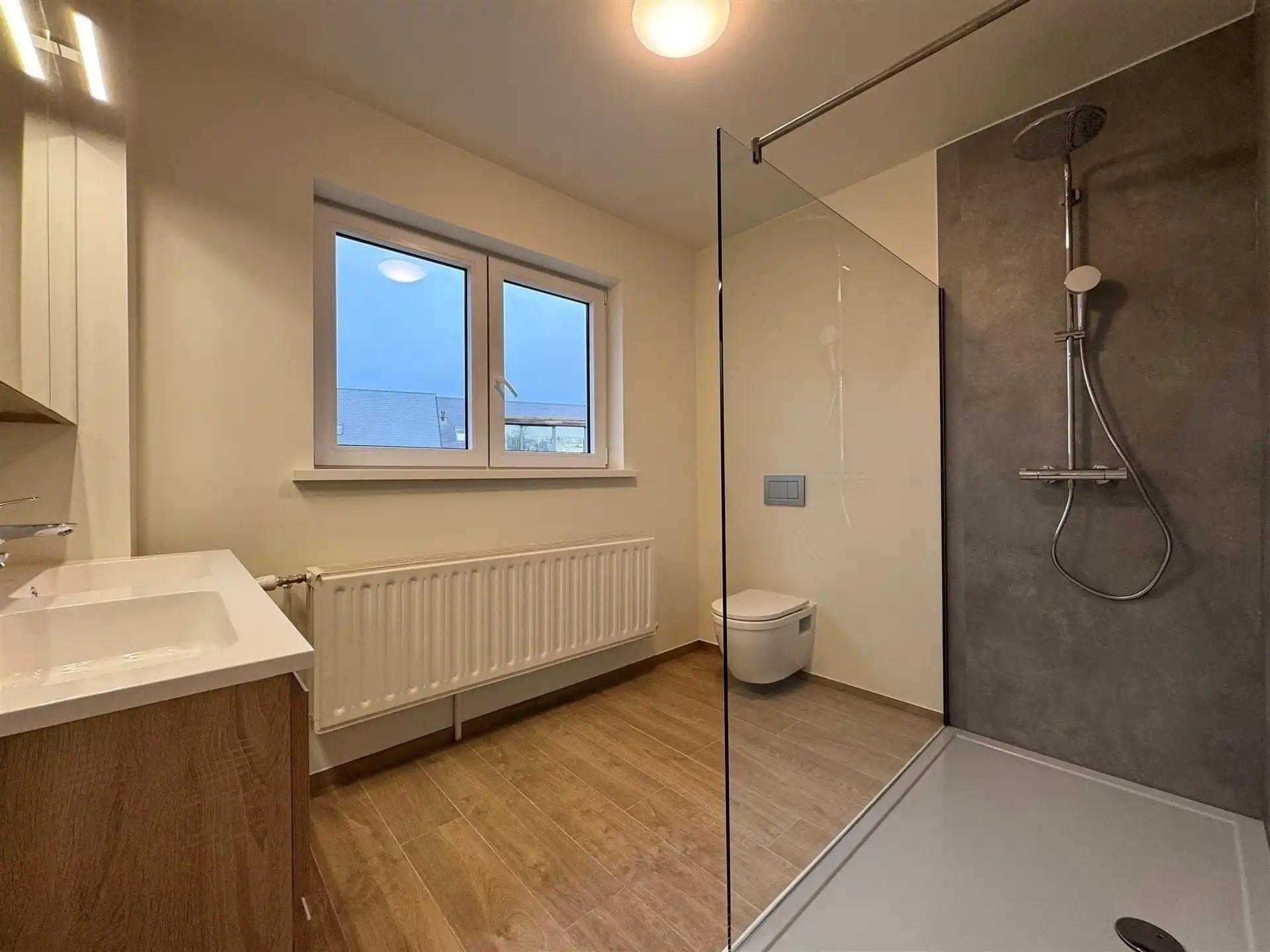 Energiezuinige woning met 3 slaapkamers, tuin en parkeerplaats foto 22