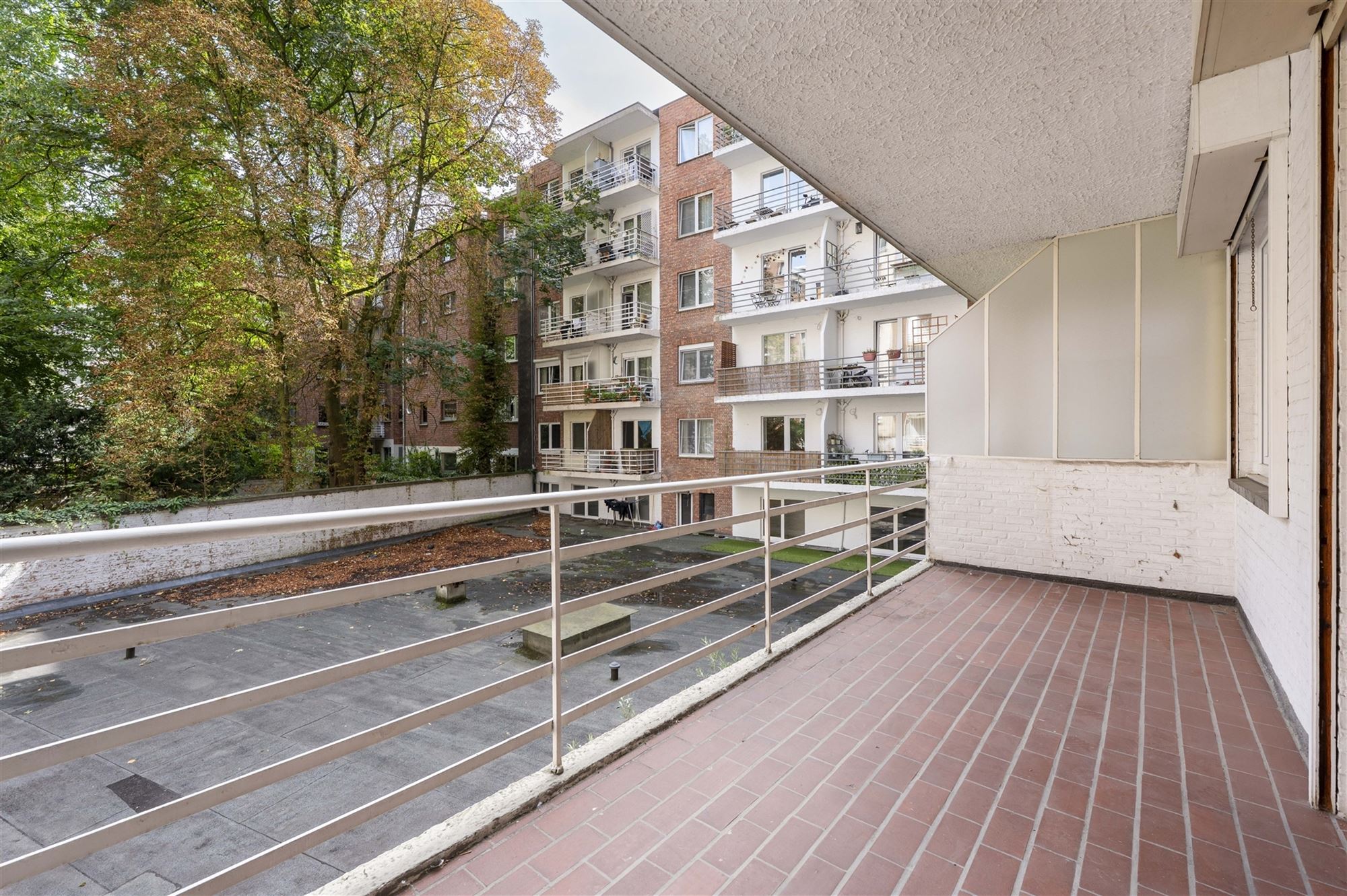 Ruim 2 slk appartement met groot terras foto 9