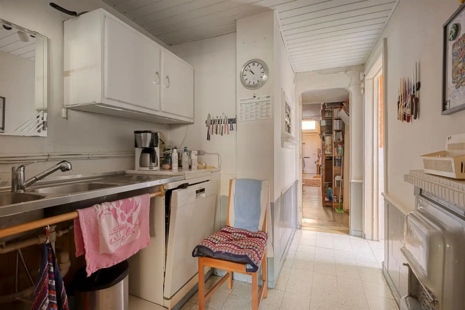 Ruime woning met tuin en inrichtbare zolder foto 10