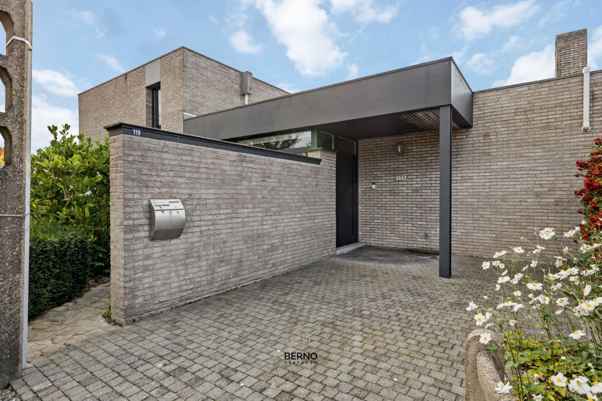 Ruime en energiezuinige woning op groot perceel foto 2