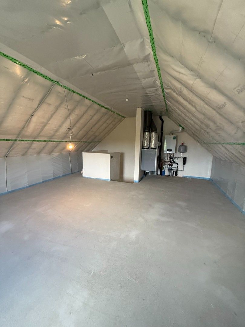 Prachtige BEN-woning met 3 slaapkamers, terras en tuin te Opitter/Bree. foto 23