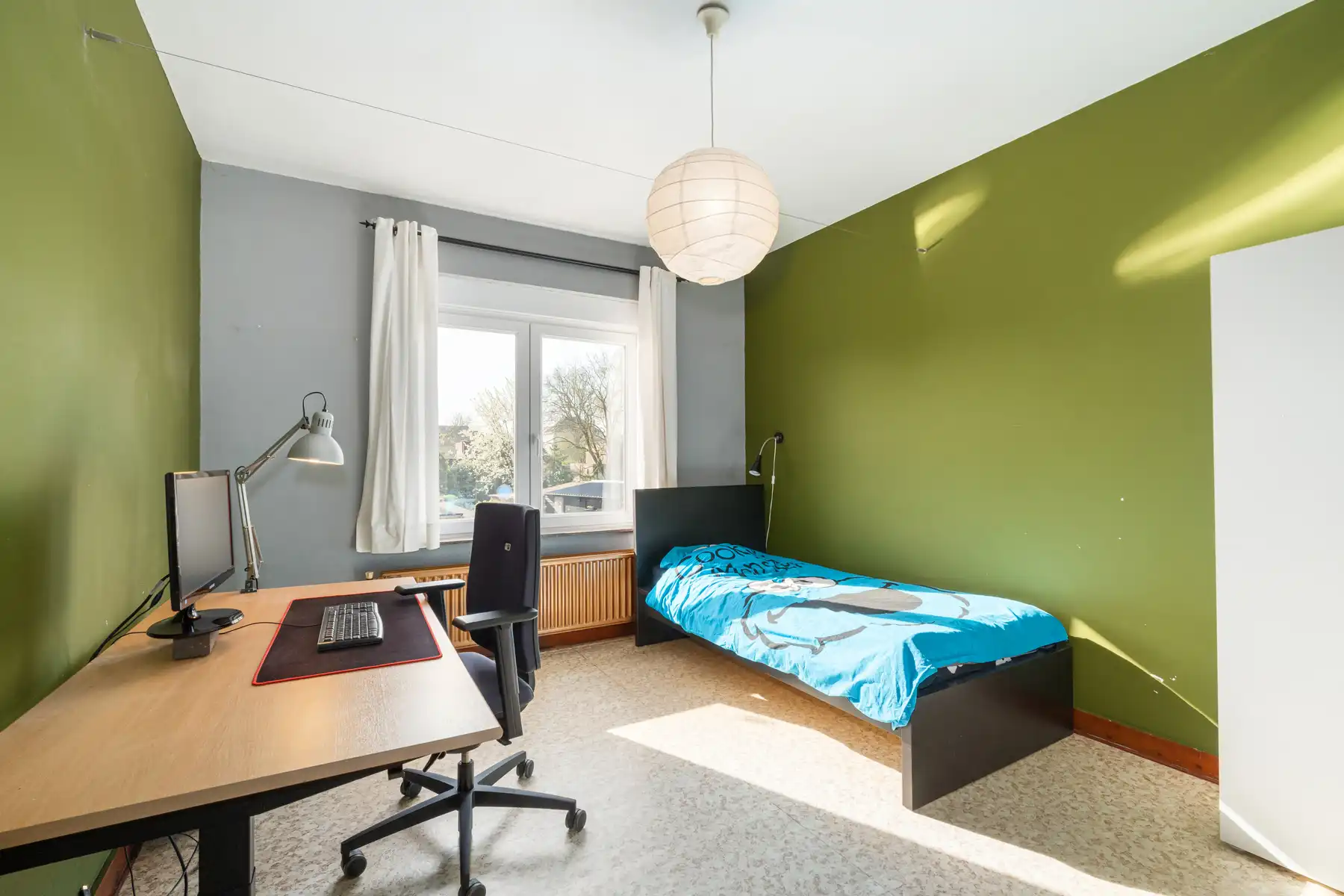 Woning met 4 slaapkamer, 2 badkamers en garage/atelier foto 21
