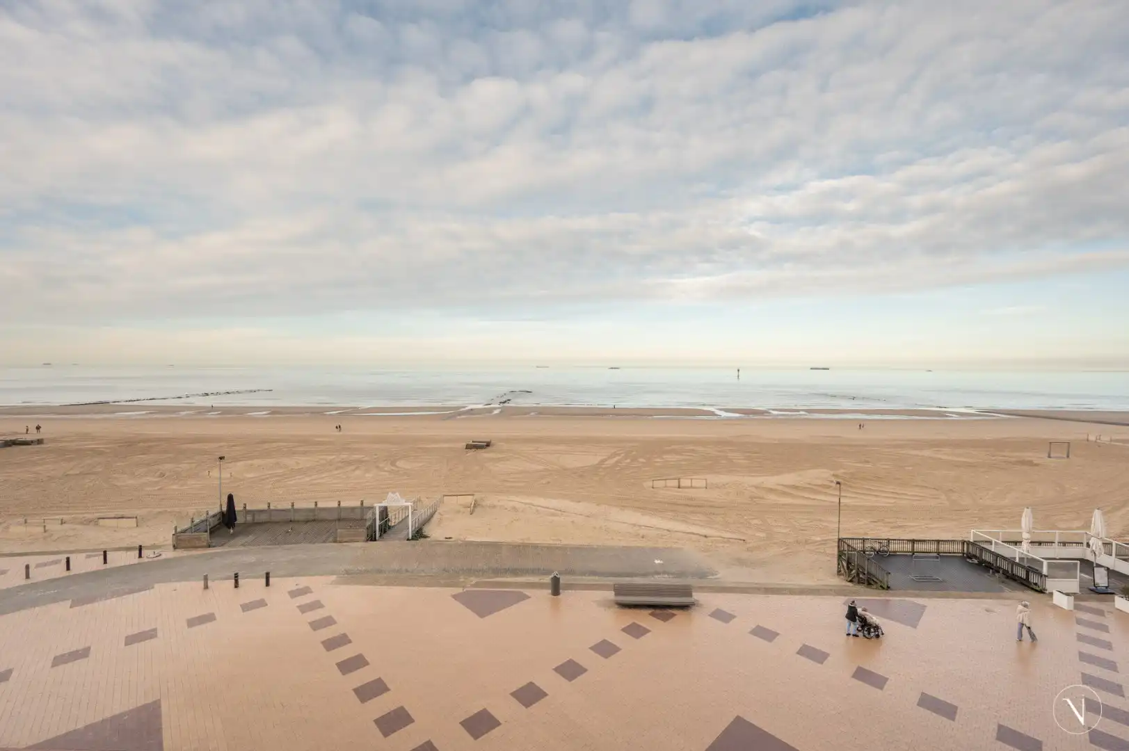 RES. LIGHTHOUSE - ZEEDIJK-KNOKKE 651 - KNOKKE foto 2