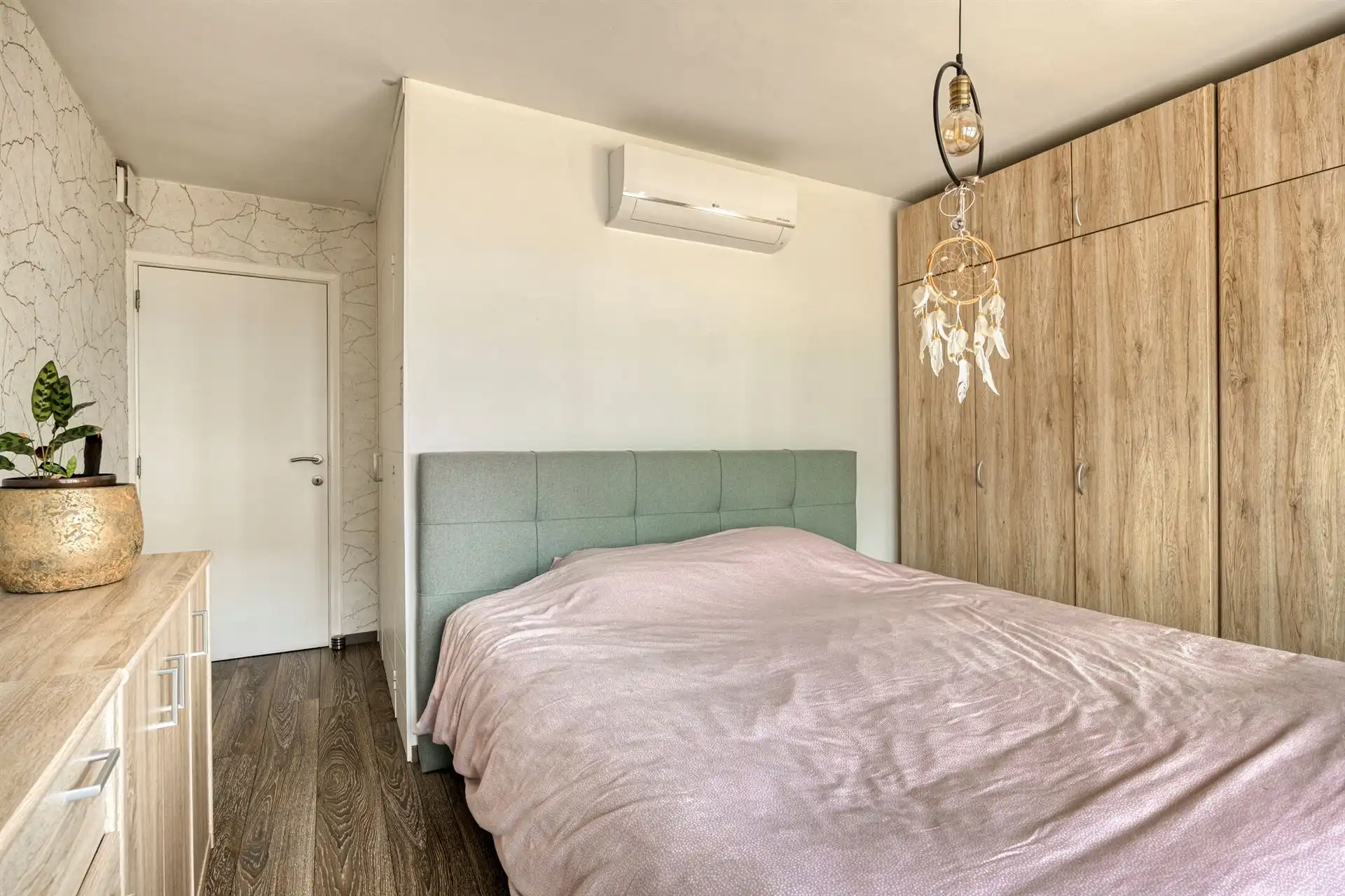 Instapklare woning met 2 slpk's, zonnige tuin en EPC B! foto 11