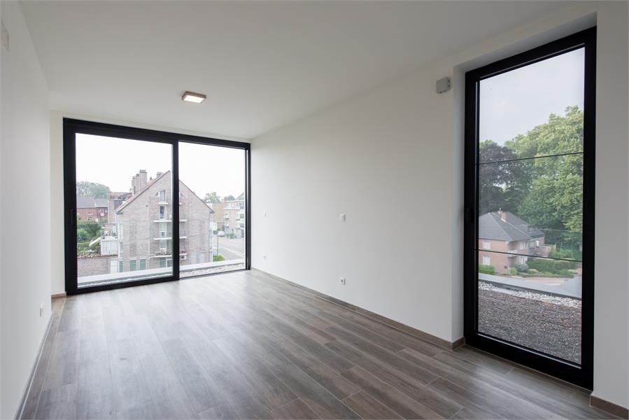 RECENT PENTHOUSE 150M² MET 2 SLP EN RUIM TERRAS VAN 80 m² NABIJ CENTRUM. foto 32