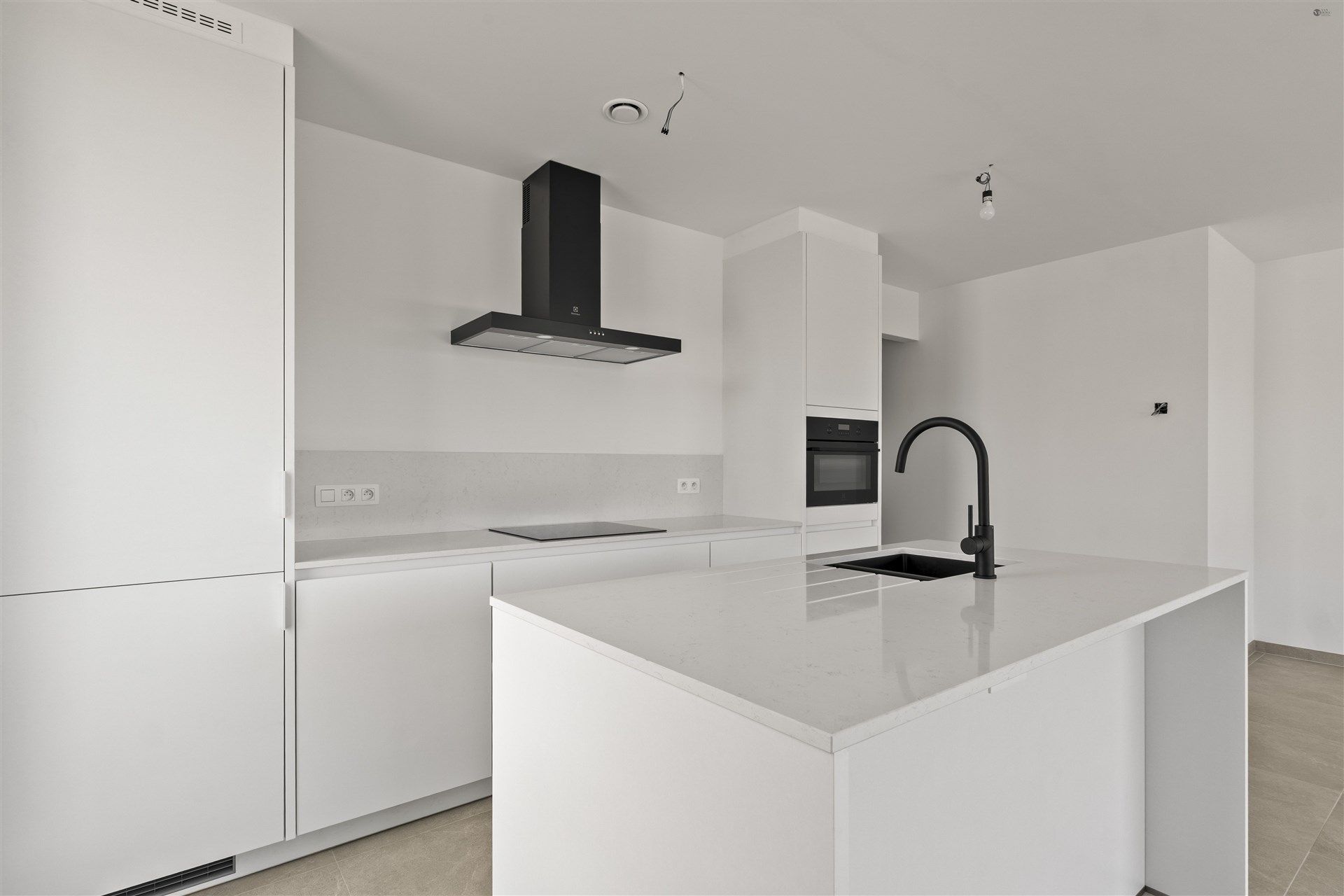 Appartement met staanplaats foto 9